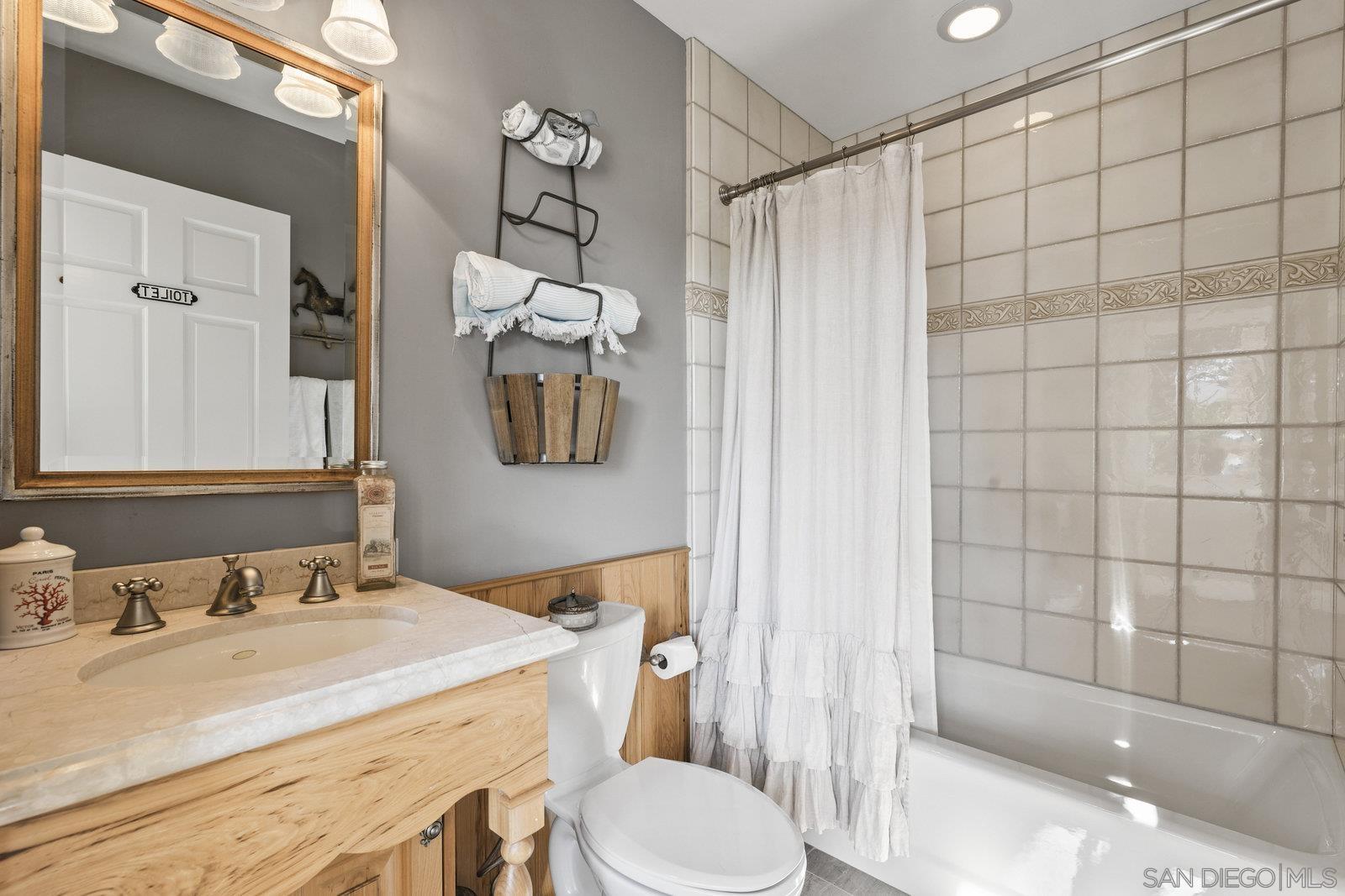 Detail Gallery Image 34 of 50 For 20455  Elfin Forest Road, Escondido,  CA 92029 - 5 Beds | 4 Baths