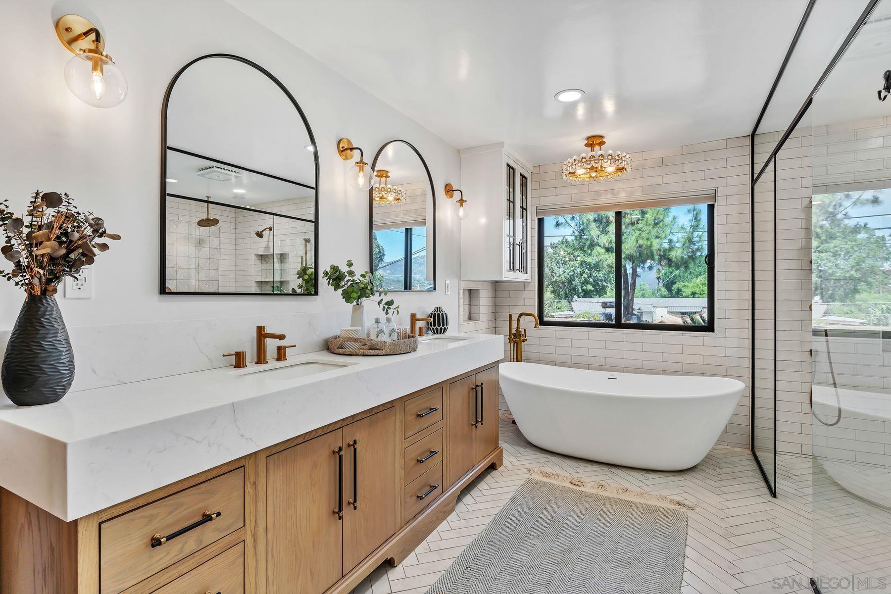 Detail Gallery Image 21 of 58 For 14085  Proctor Valley Road, Jamul,  CA 91935 - 5 Beds | 3 Baths