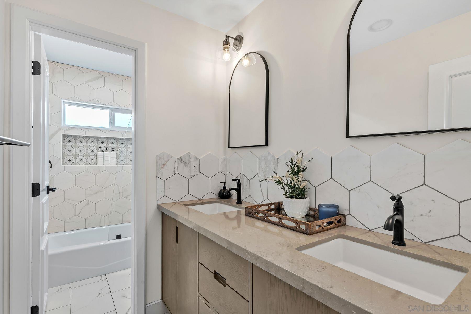 Detail Gallery Image 28 of 58 For 14085  Proctor Valley Road, Jamul,  CA 91935 - 5 Beds | 3 Baths