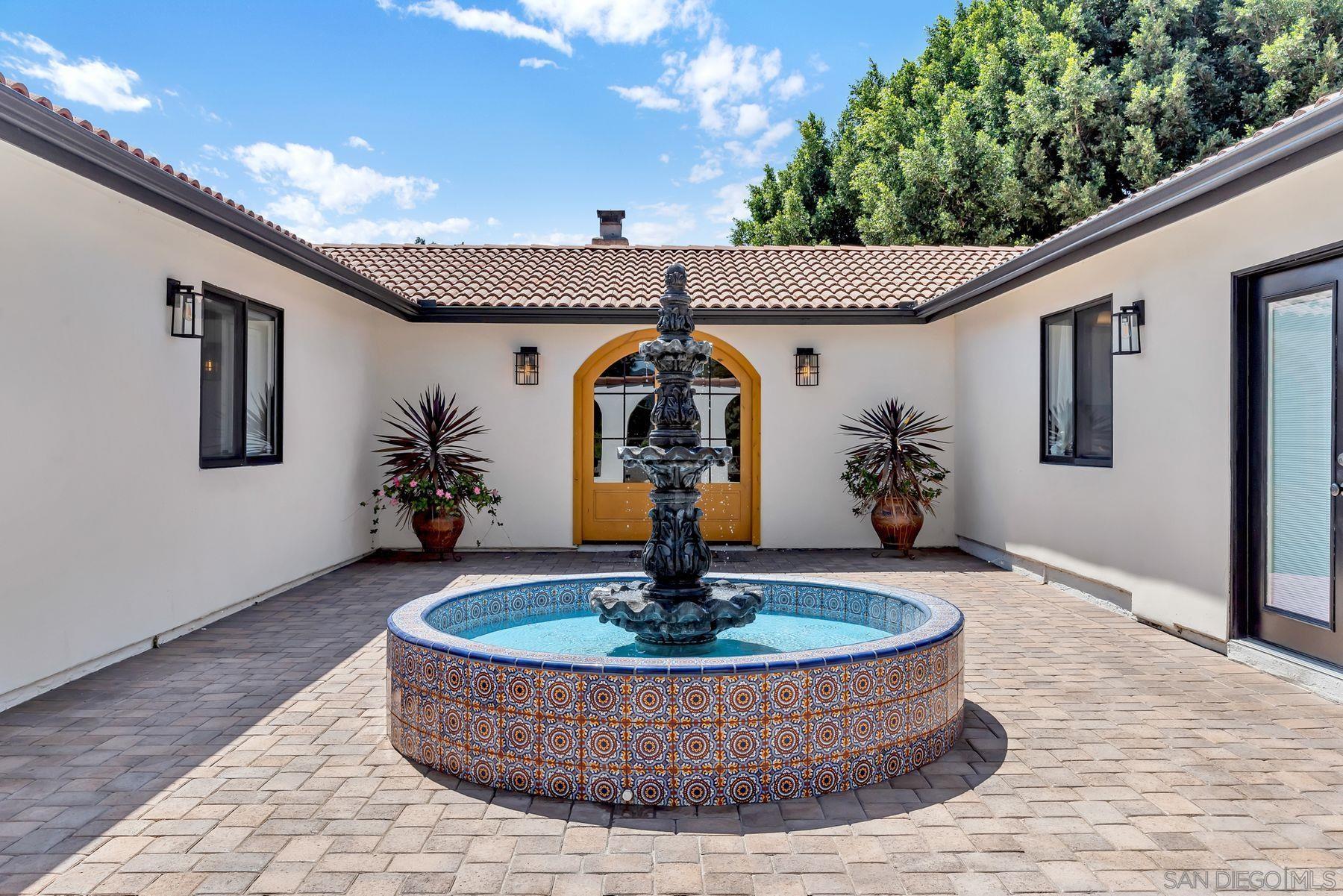 Detail Gallery Image 4 of 58 For 14085  Proctor Valley Road, Jamul,  CA 91935 - 5 Beds | 3 Baths