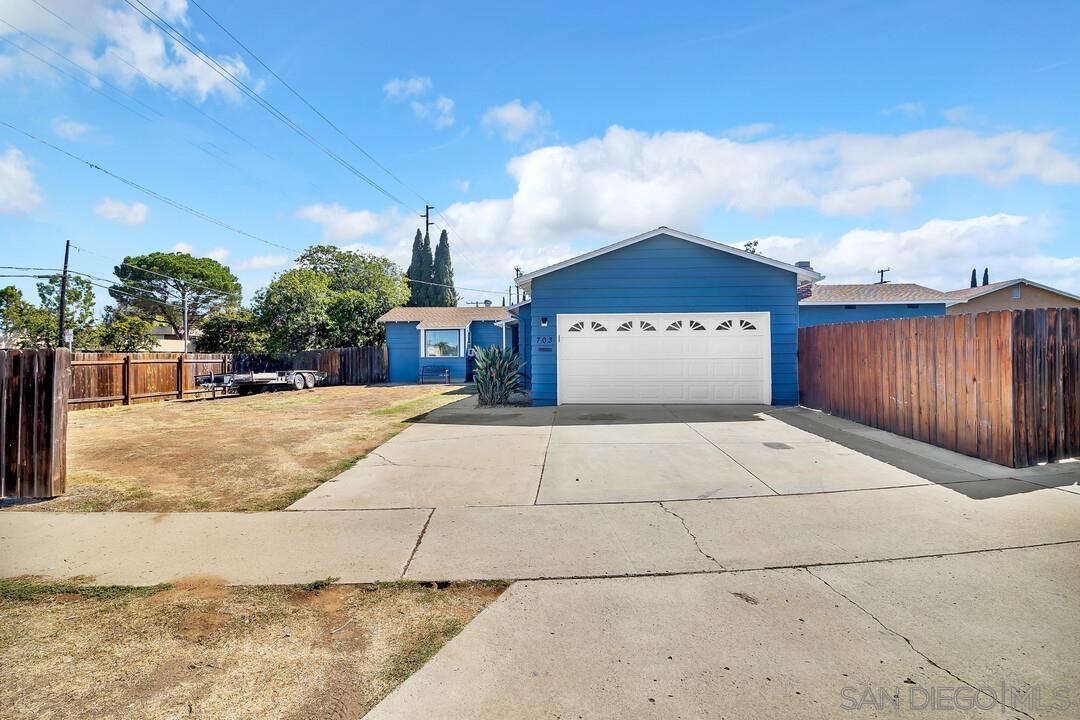 Front Image Thumbnail for SD250039120