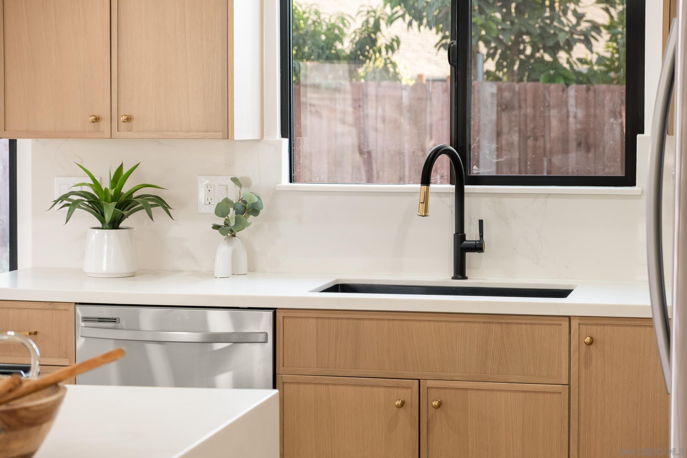 Detail Gallery Image 16 of 33 For 12707  Avenida De Espuela, Poway,  CA 92064 - 3 Beds | 2 Baths