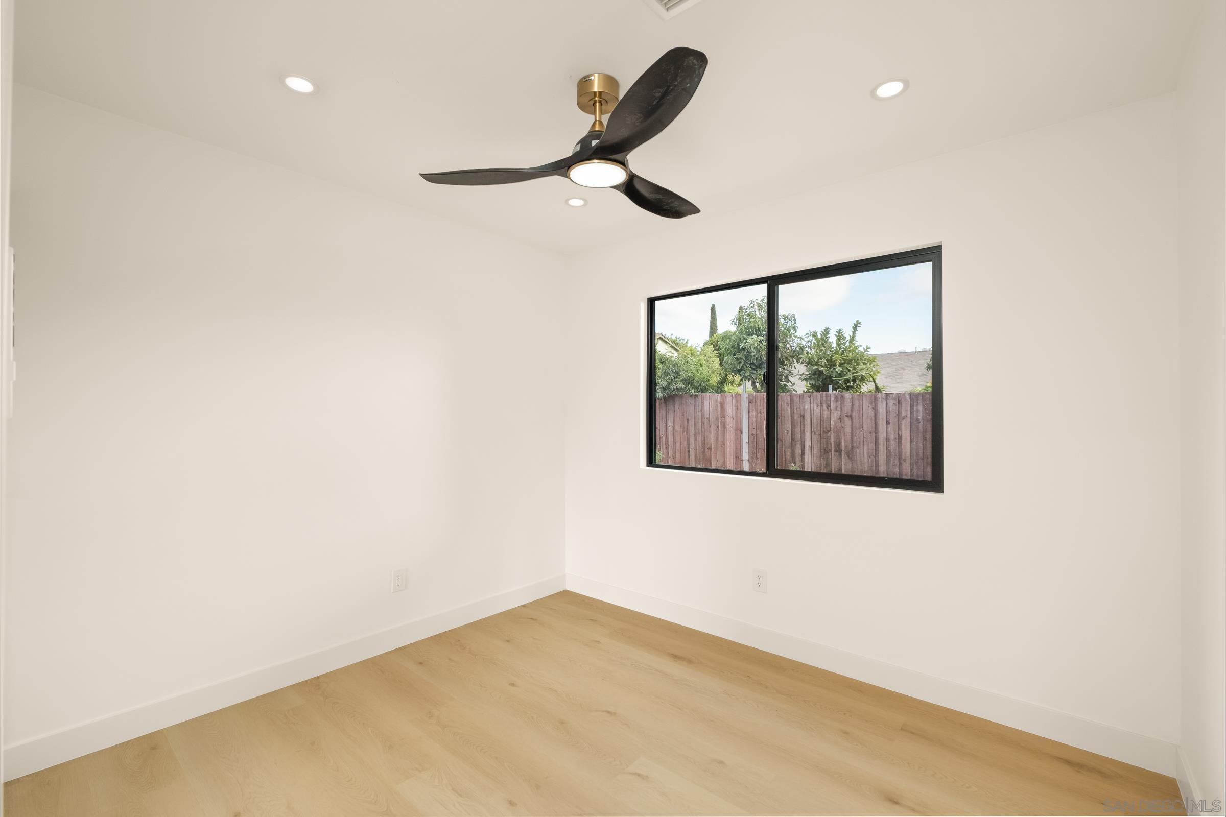 Detail Gallery Image 27 of 33 For 12707  Avenida De Espuela, Poway,  CA 92064 - 3 Beds | 2 Baths