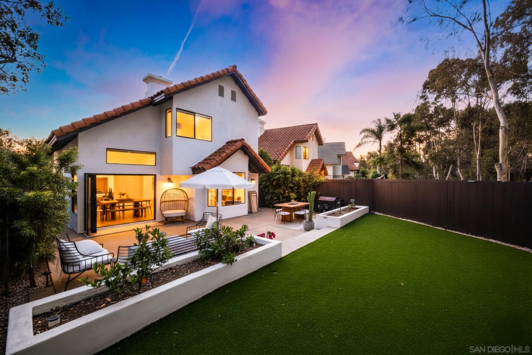 Front Image Thumbnail for SD250039177