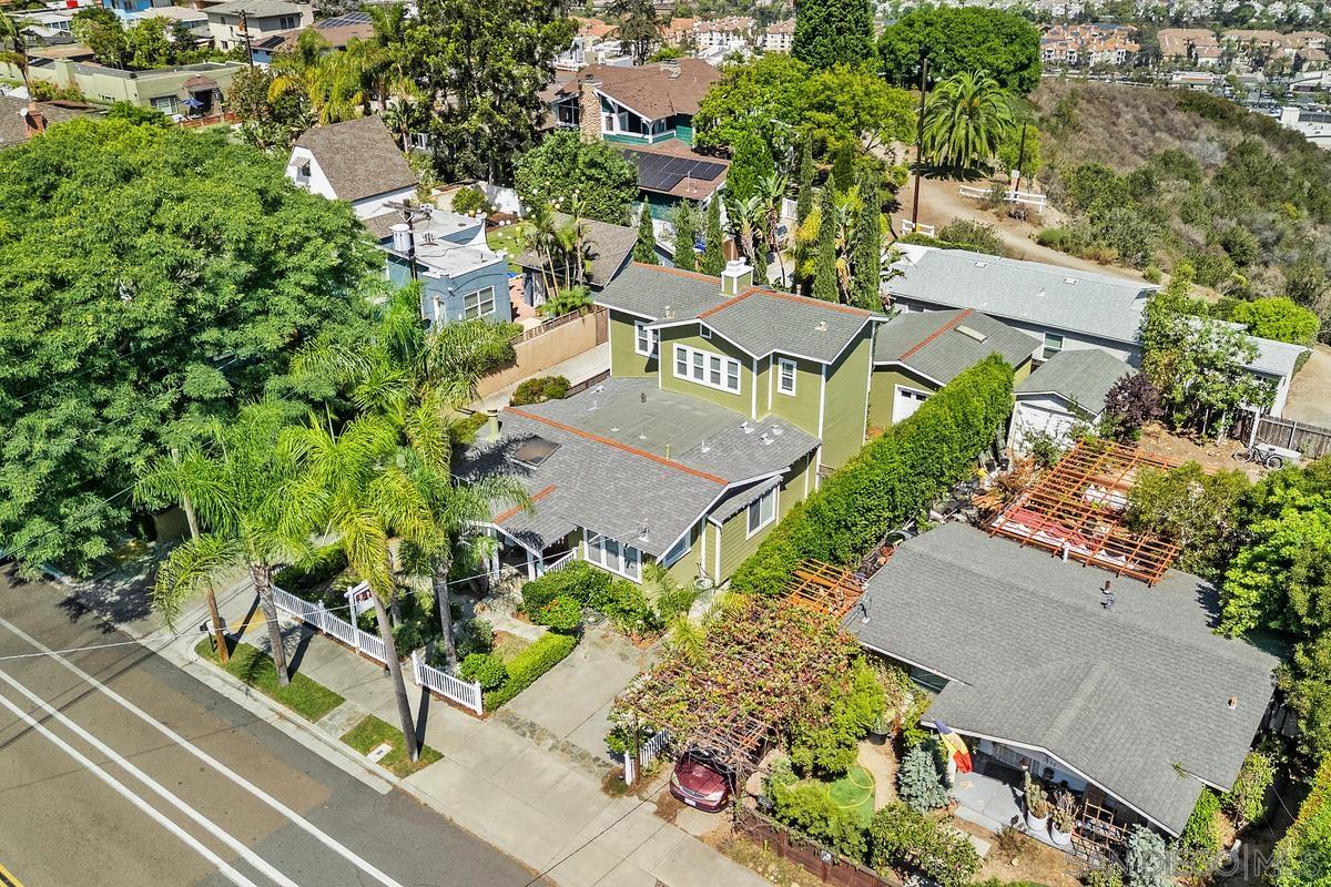 Detail Gallery Image 3 of 35 For 1026  Madison Avenue, San Diego,  CA 92116 - 4 Beds | 3 Baths