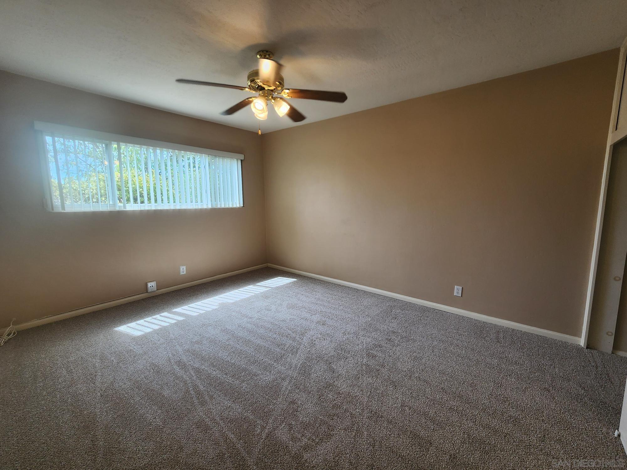 Detail Gallery Image 15 of 22 For 1972  Buena Creek Rd, Vista,  CA 92084 - 3 Beds | 2 Baths