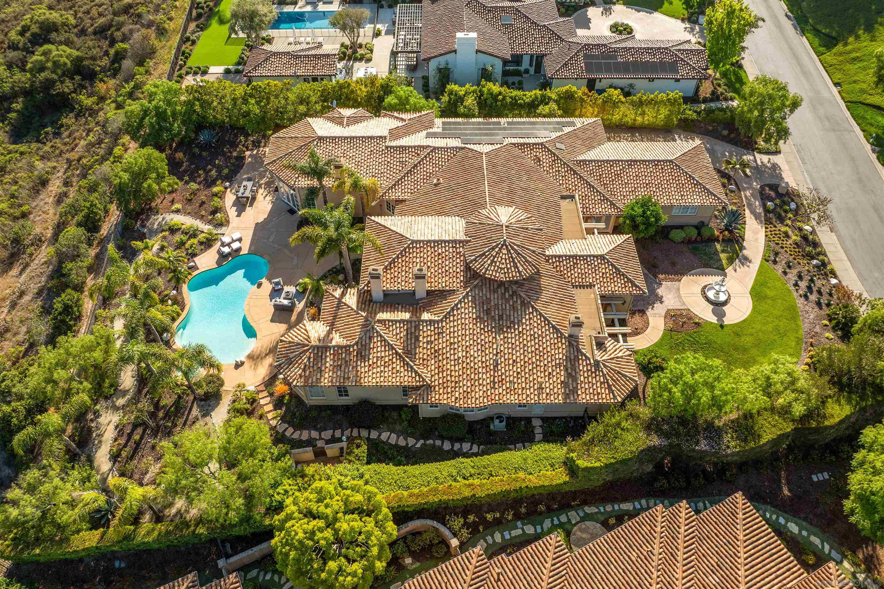 Detail Gallery Image 25 of 39 For 4695  Rancho Verde Trl, San Diego,  CA 92130 - 6 Beds | 5/1 Baths