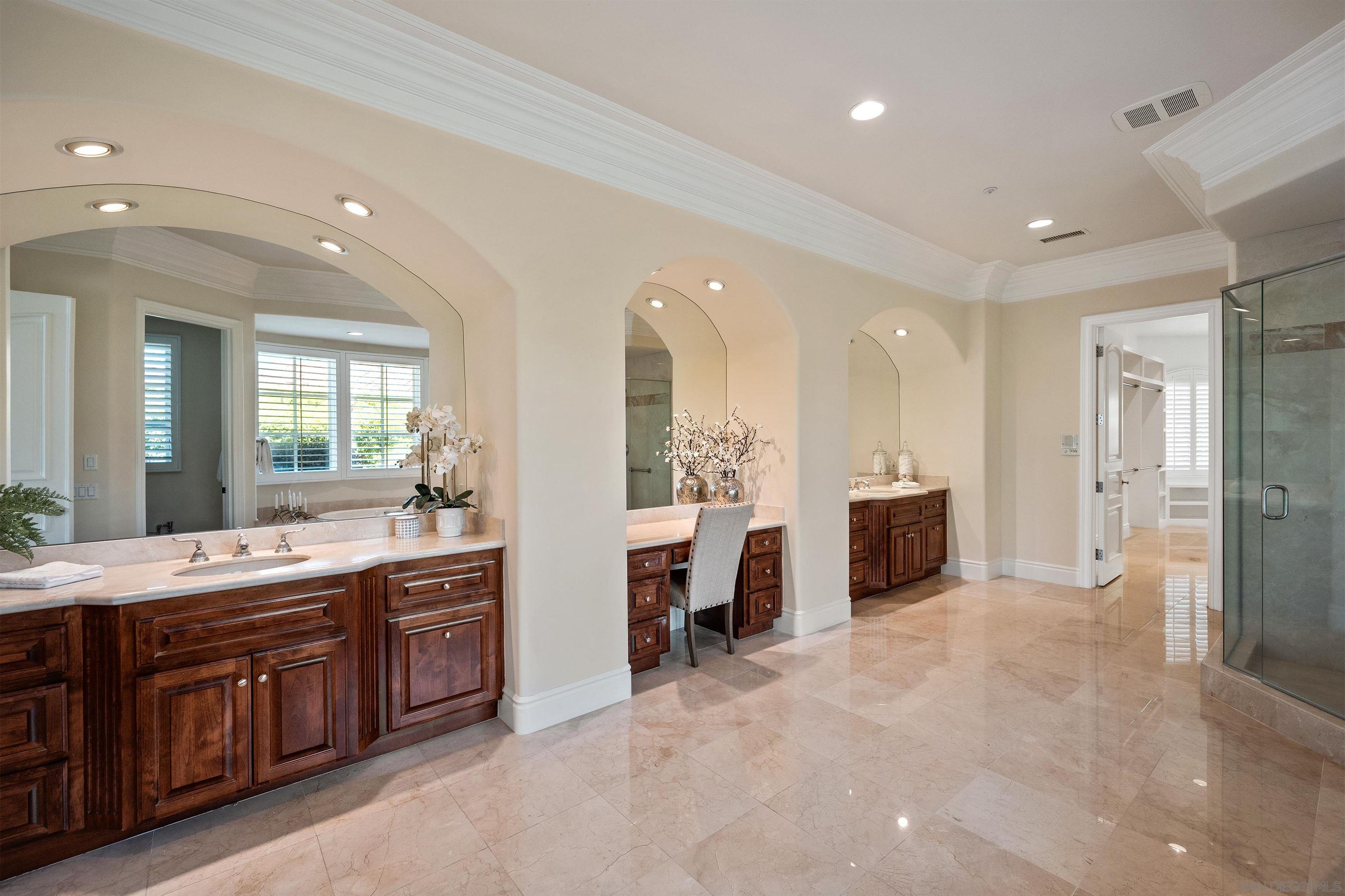 Detail Gallery Image 29 of 39 For 4695  Rancho Verde Trl, San Diego,  CA 92130 - 6 Beds | 5/1 Baths