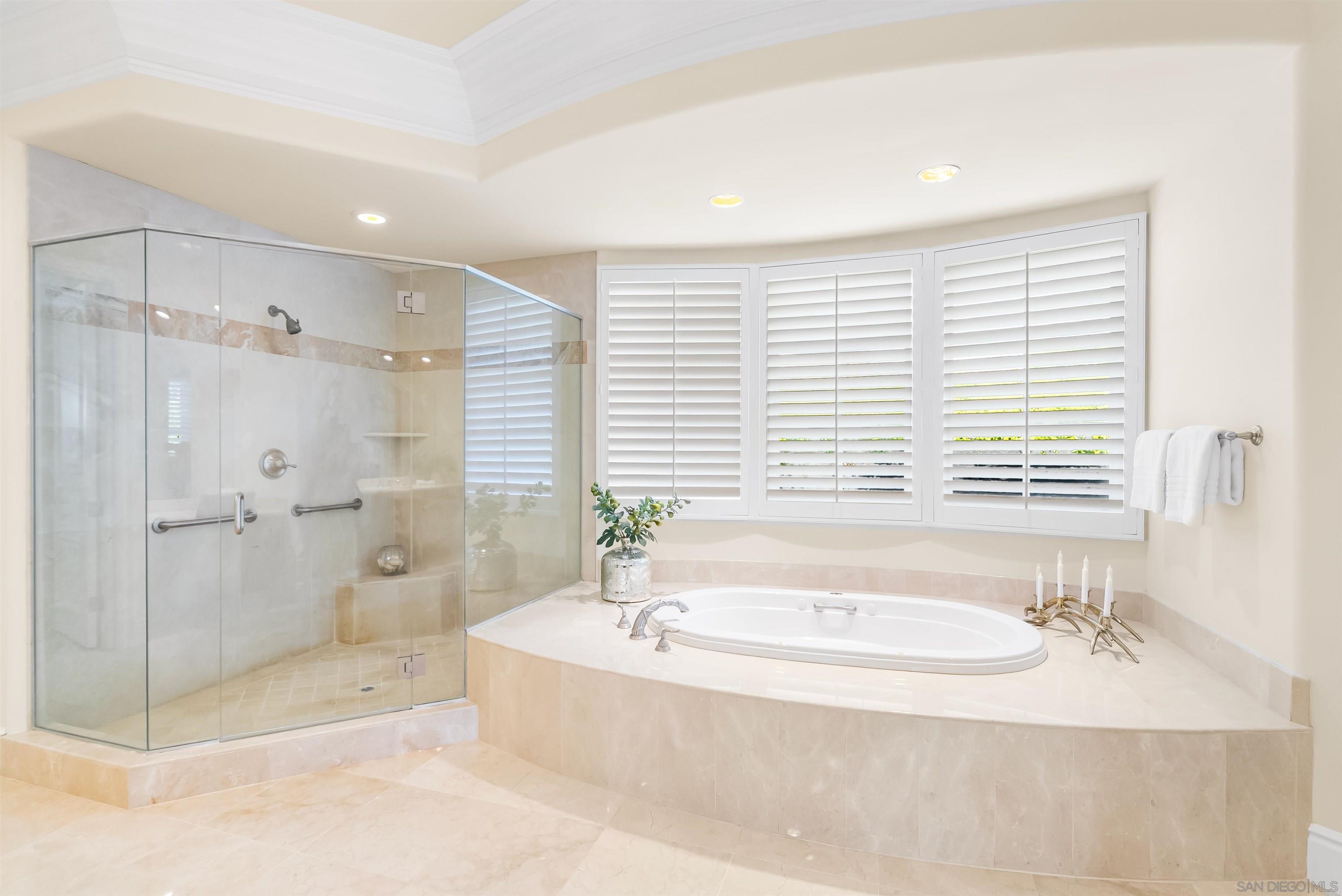 Detail Gallery Image 32 of 39 For 4695  Rancho Verde Trl, San Diego,  CA 92130 - 6 Beds | 5/1 Baths