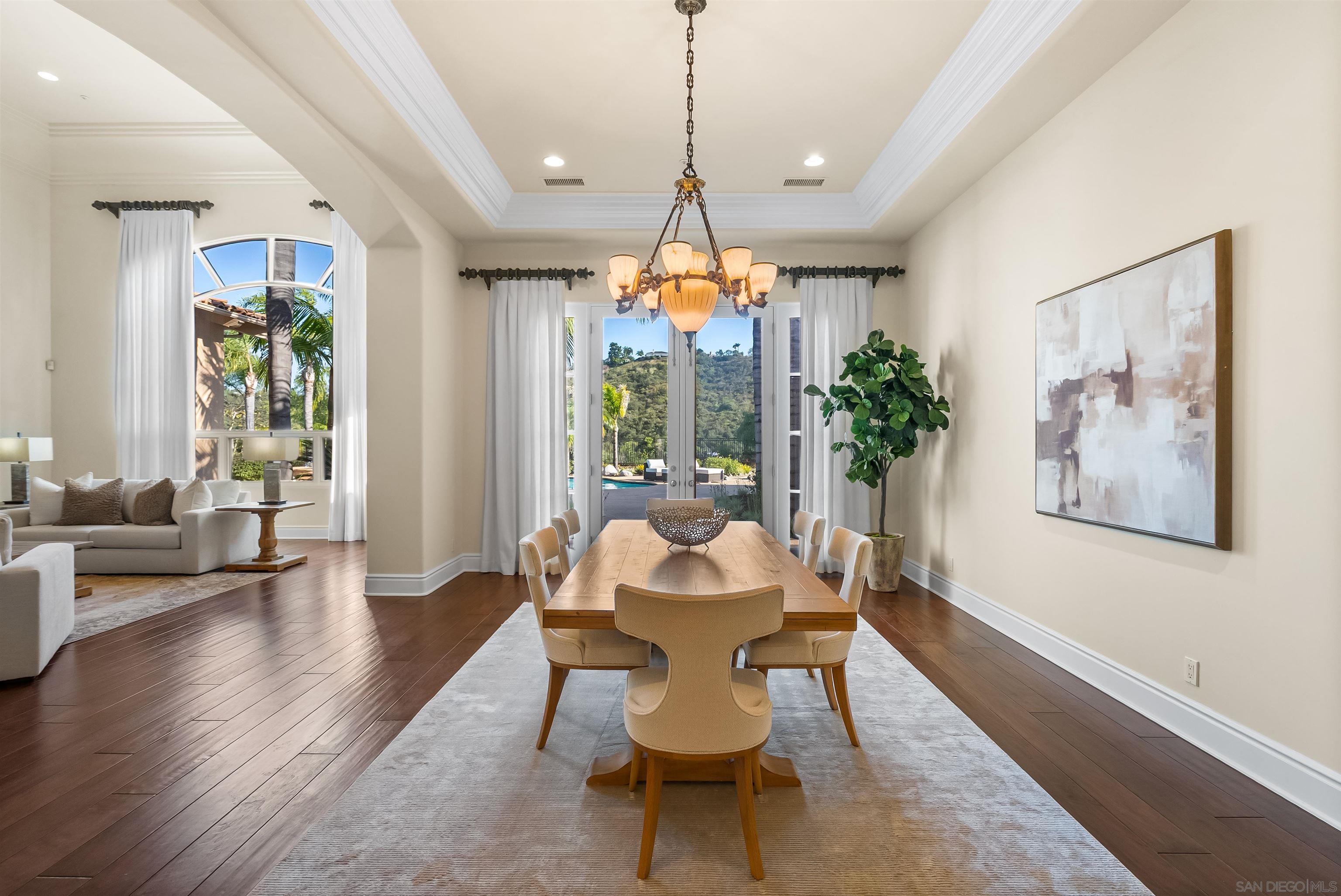 Detail Gallery Image 34 of 39 For 4695  Rancho Verde Trl, San Diego,  CA 92130 - 6 Beds | 5/1 Baths