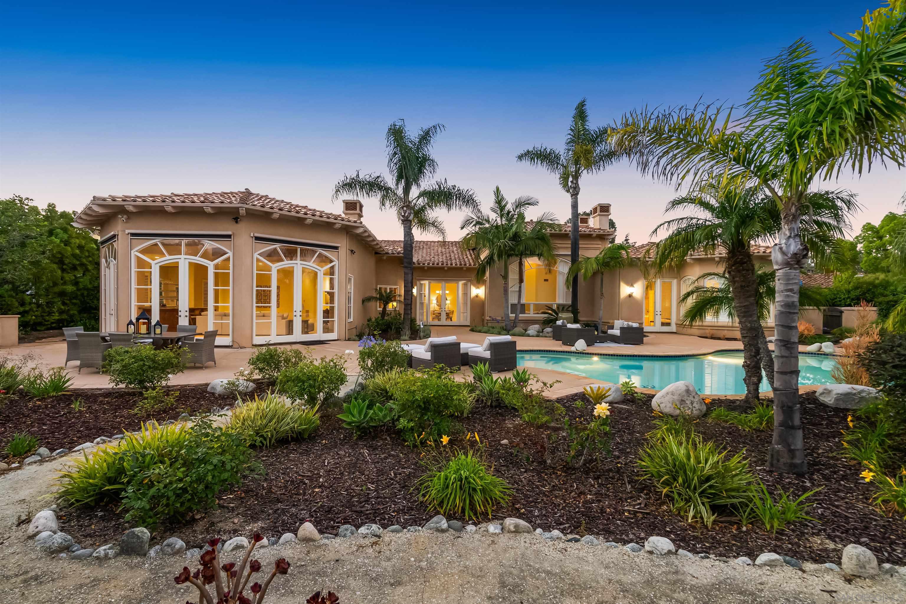 Detail Gallery Image 6 of 41 For 4695  Rancho Verde Trl, San Diego,  CA 92130 - 6 Beds | 5/1 Baths