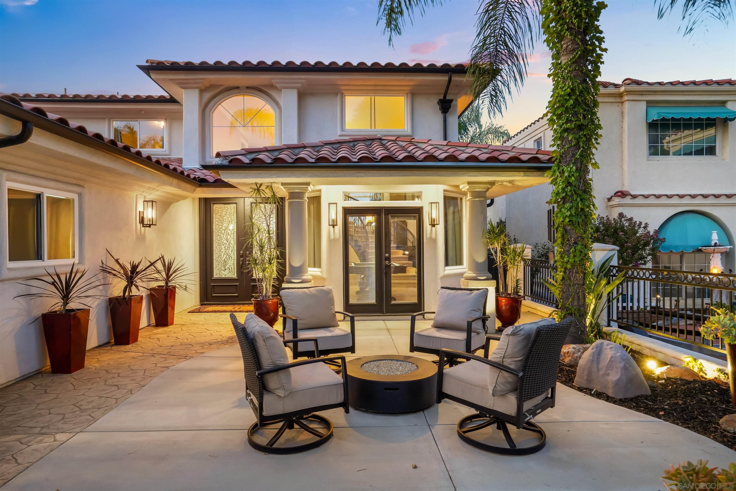 Detail Gallery Image 3 of 41 For 22590  Canyon Lake Drive South, Sun City,  CA 92587 - 5 Beds | 2/1 Baths