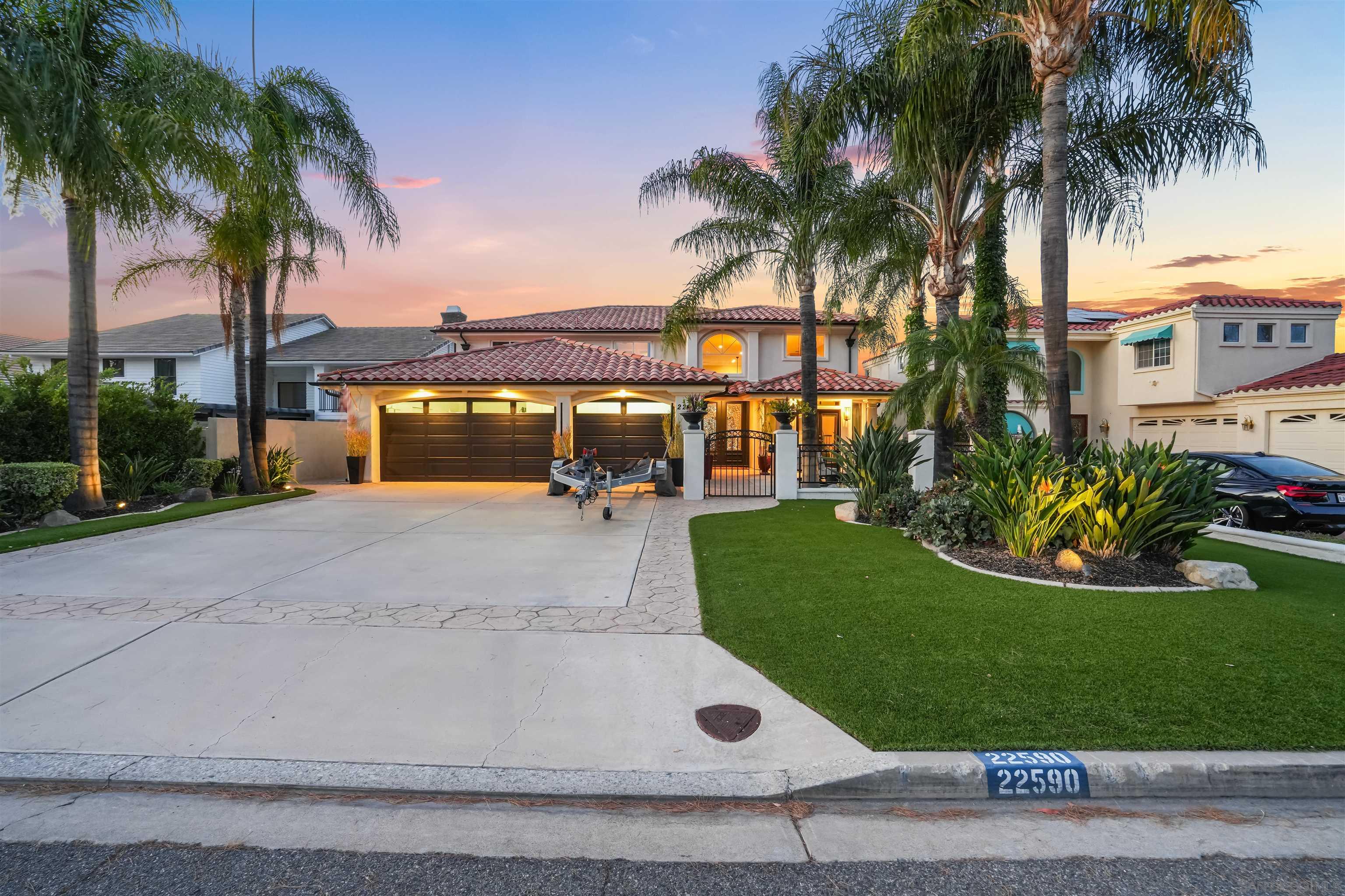 Detail Gallery Image 28 of 41 For 22590  Canyon Lake Drive South, Sun City,  CA 92587 - 5 Beds | 2/1 Baths