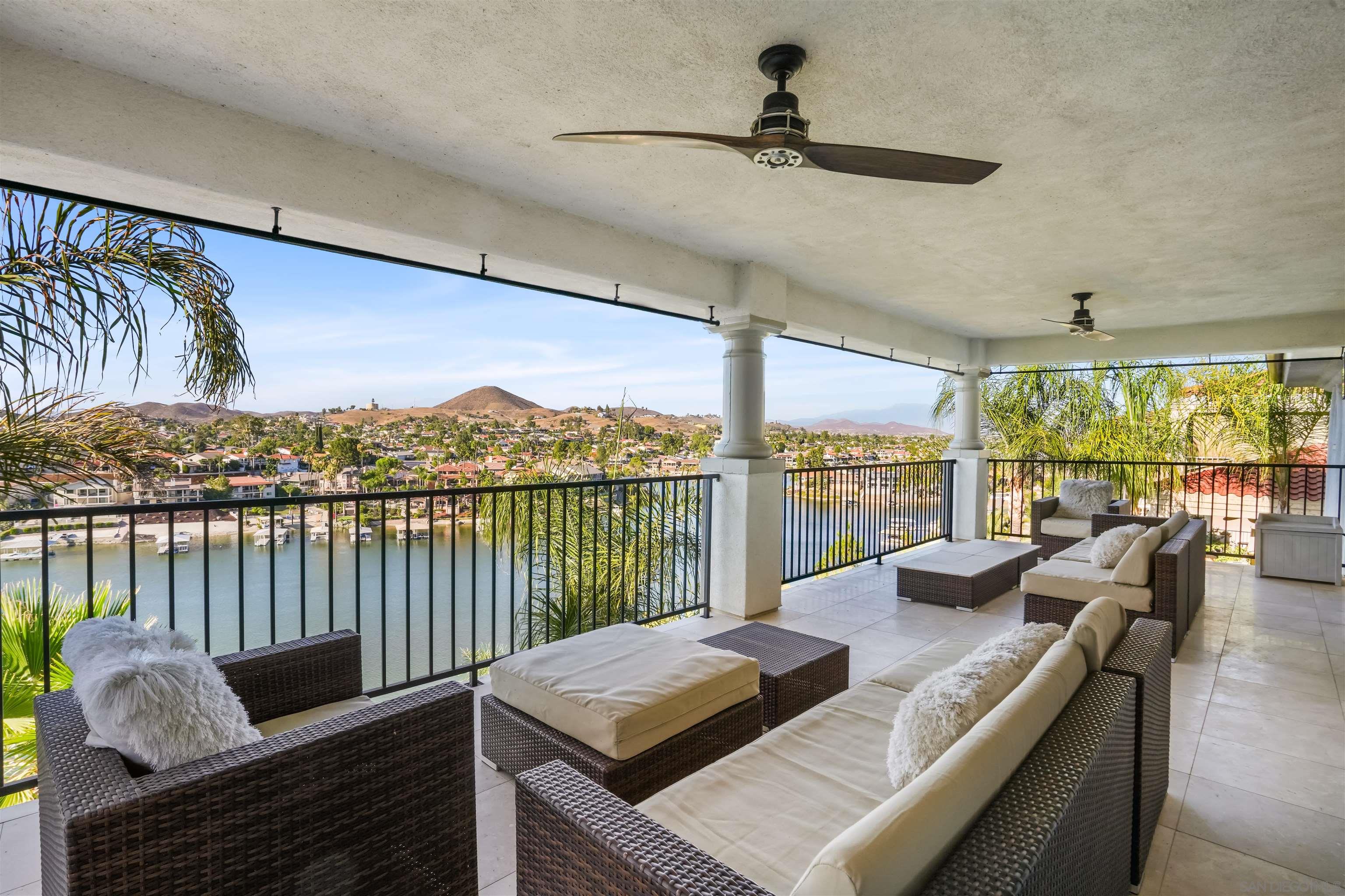 Detail Gallery Image 5 of 41 For 22590  Canyon Lake Drive South, Sun City,  CA 92587 - 5 Beds | 2/1 Baths