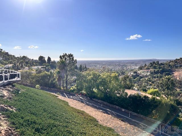 Detail Gallery Image 17 of 56 For 4742  Mount Helix Drive, La Mesa,  CA 91941 - 4 Beds | 3 Baths