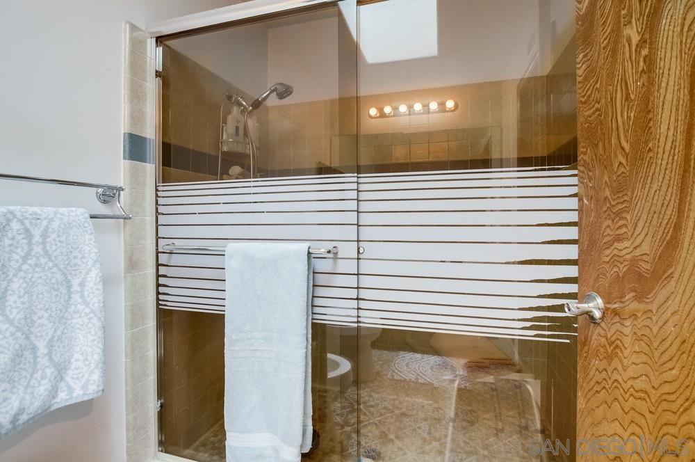 Detail Gallery Image 32 of 56 For 4742  Mount Helix Drive, La Mesa,  CA 91941 - 4 Beds | 3 Baths