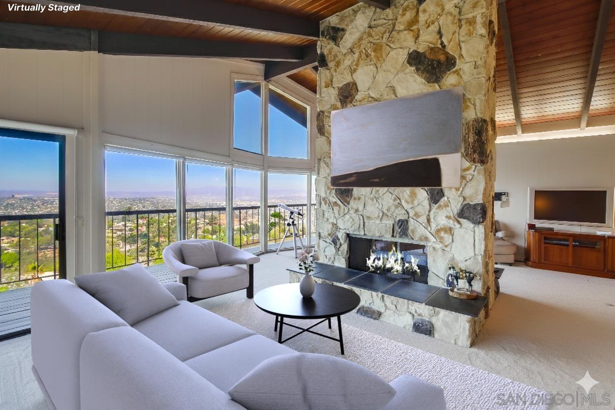 Detail Gallery Image 9 of 56 For 4742  Mount Helix Drive, La Mesa,  CA 91941 - 4 Beds | 3 Baths