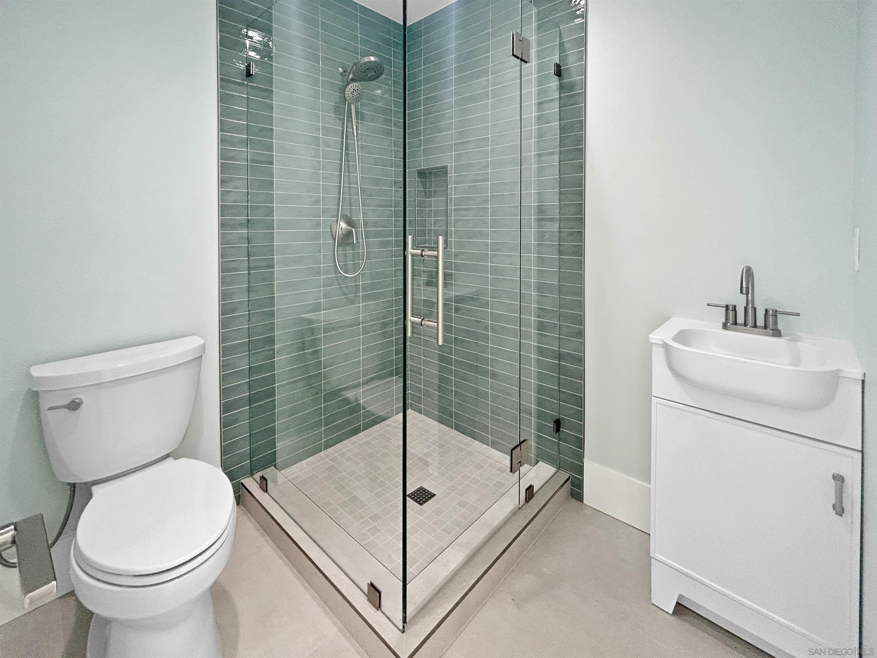 Detail Gallery Image 22 of 24 For 518 N Rose St, Anaheim,  CA 92805 - 2 Beds | 3 Baths