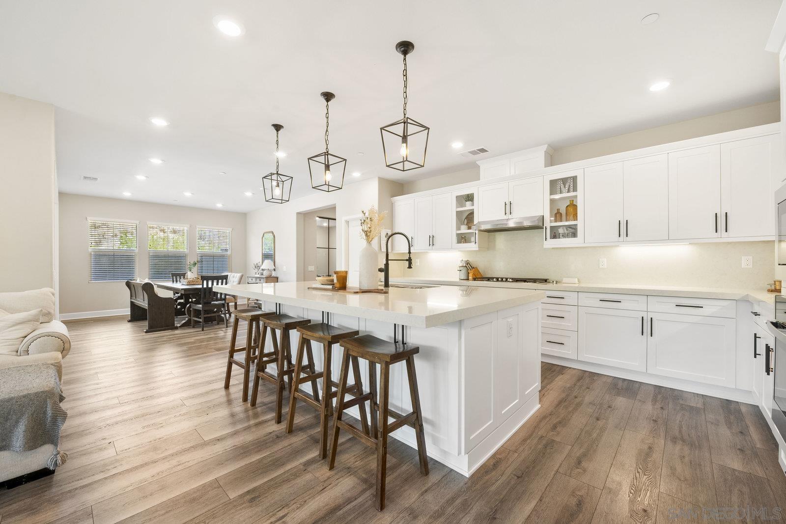 Detail Gallery Image 15 of 61 For 3068  Mimlus Pl, Escondido,  CA 92029 - 4 Beds | 3/1 Baths