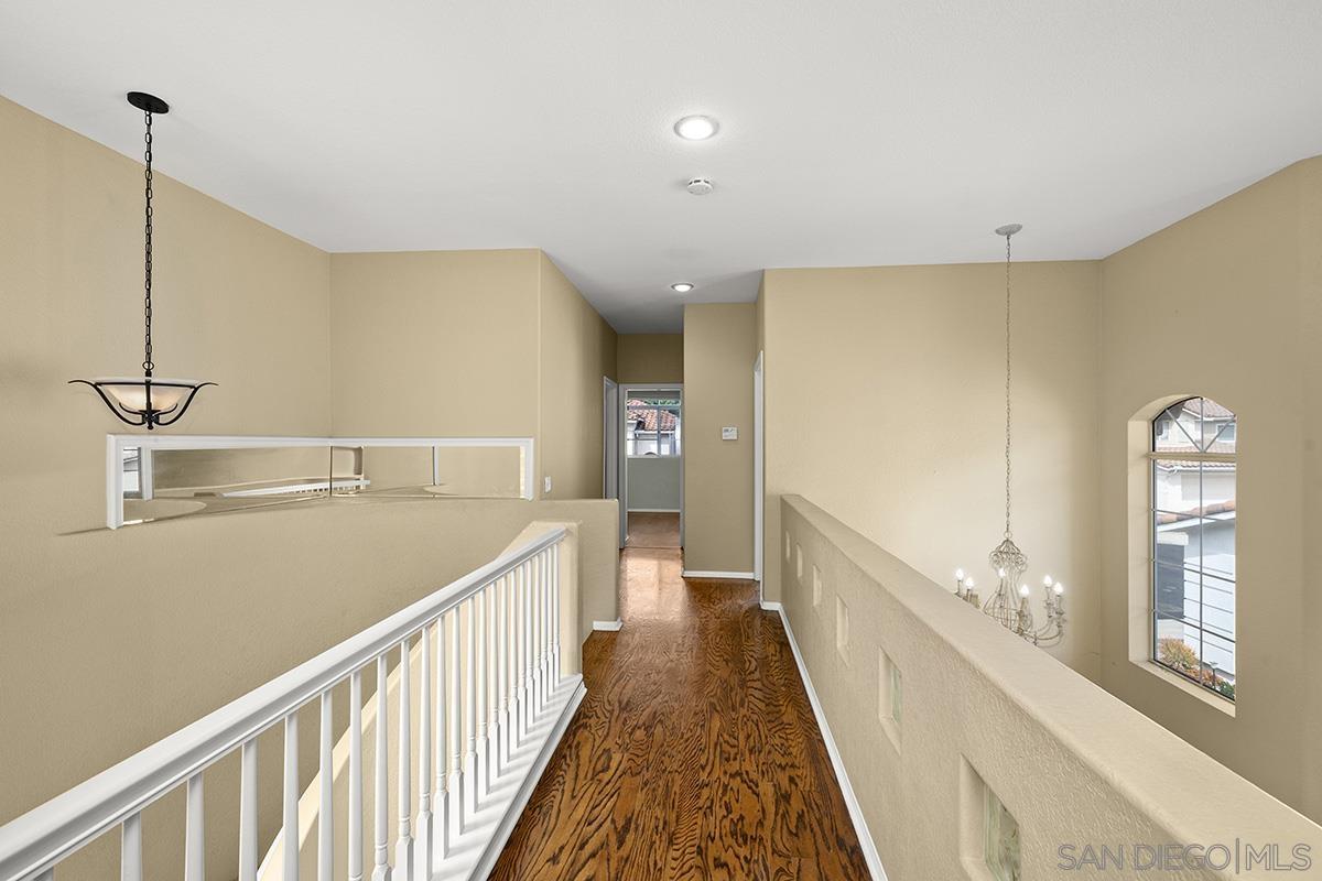 Detail Gallery Image 21 of 38 For 10897  Caminito Alto, San Diego,  CA 92131 - 4 Beds | 3 Baths