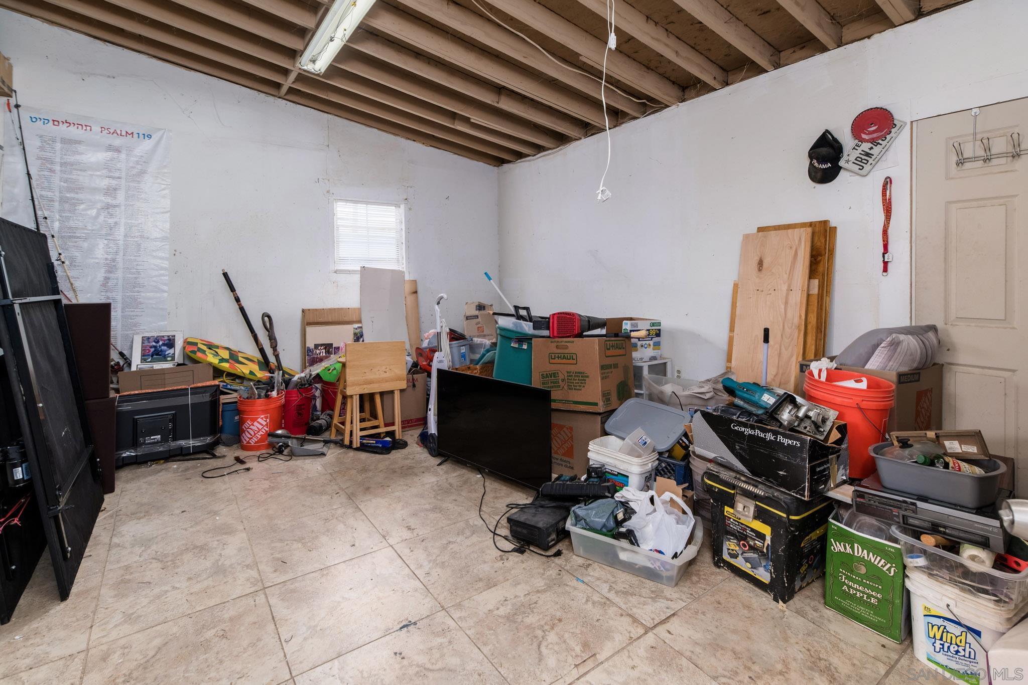 Detail Gallery Image 34 of 36 For 2925  Franklin Ave, San Diego,  CA 92113 - 6 Beds | 4 Baths