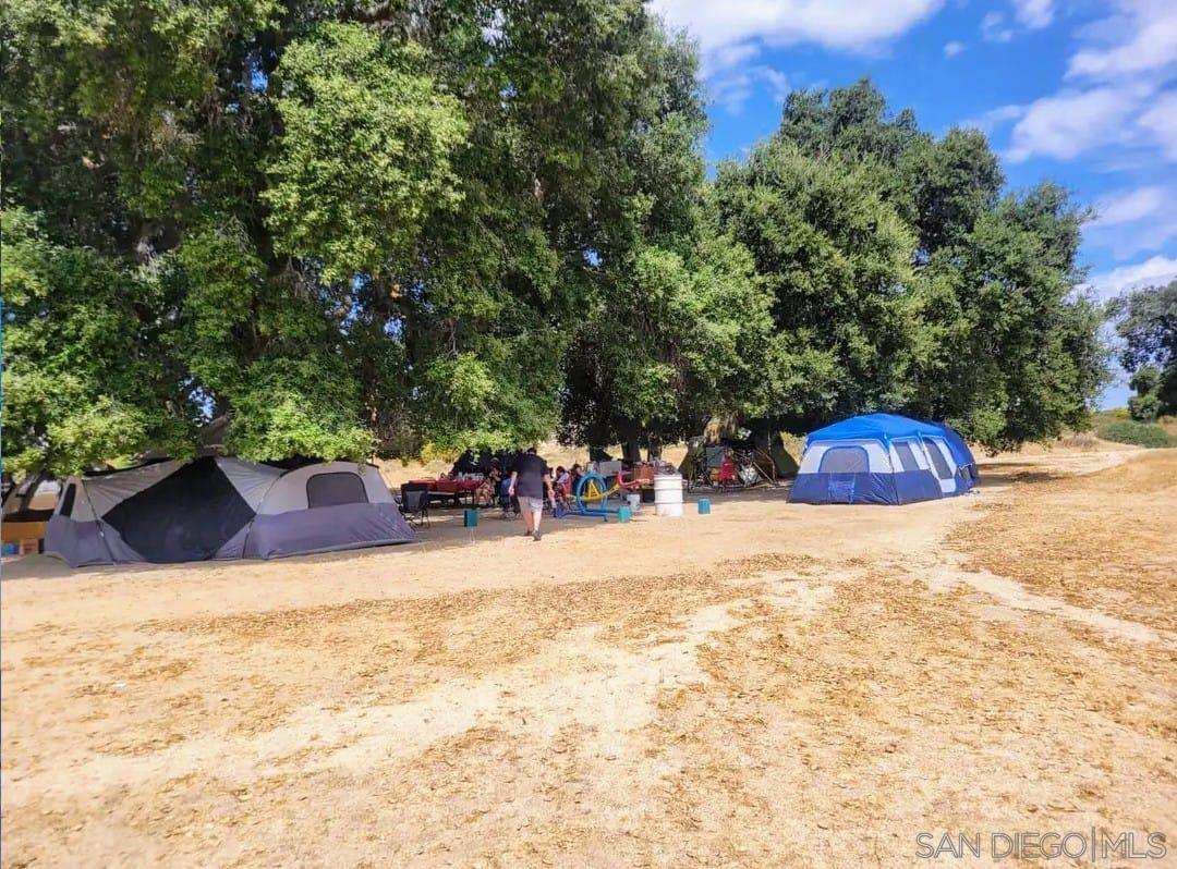 Detail Gallery Image 4 of 24 For , –,  CA 99999 - – Beds | – Baths