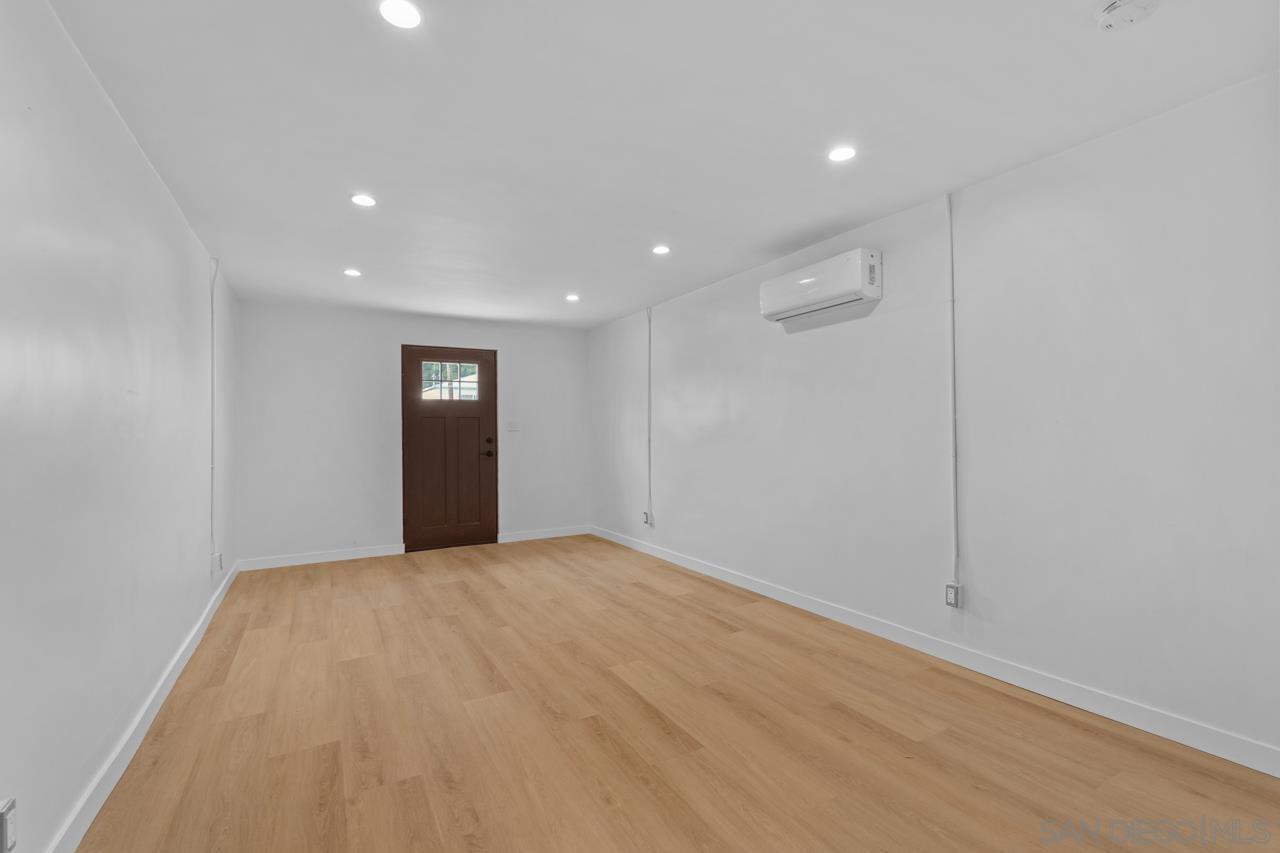 Detail Gallery Image 9 of 17 For 1195  Georgia Unit B, Imperial Beach,  CA 91932 - 1 Beds | 1 Baths