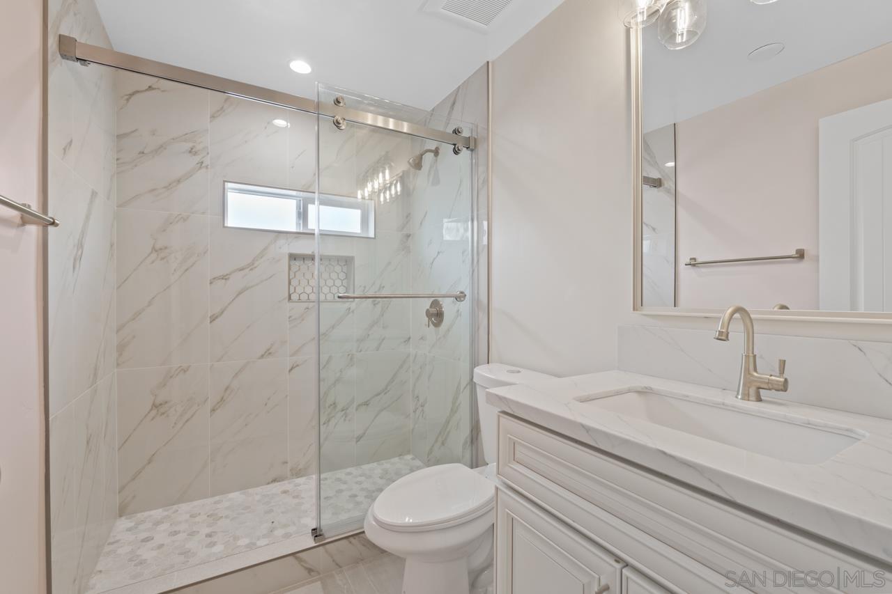 Detail Gallery Image 10 of 17 For 1195  Georgia Unit B, Imperial Beach,  CA 91932 - 1 Beds | 1 Baths