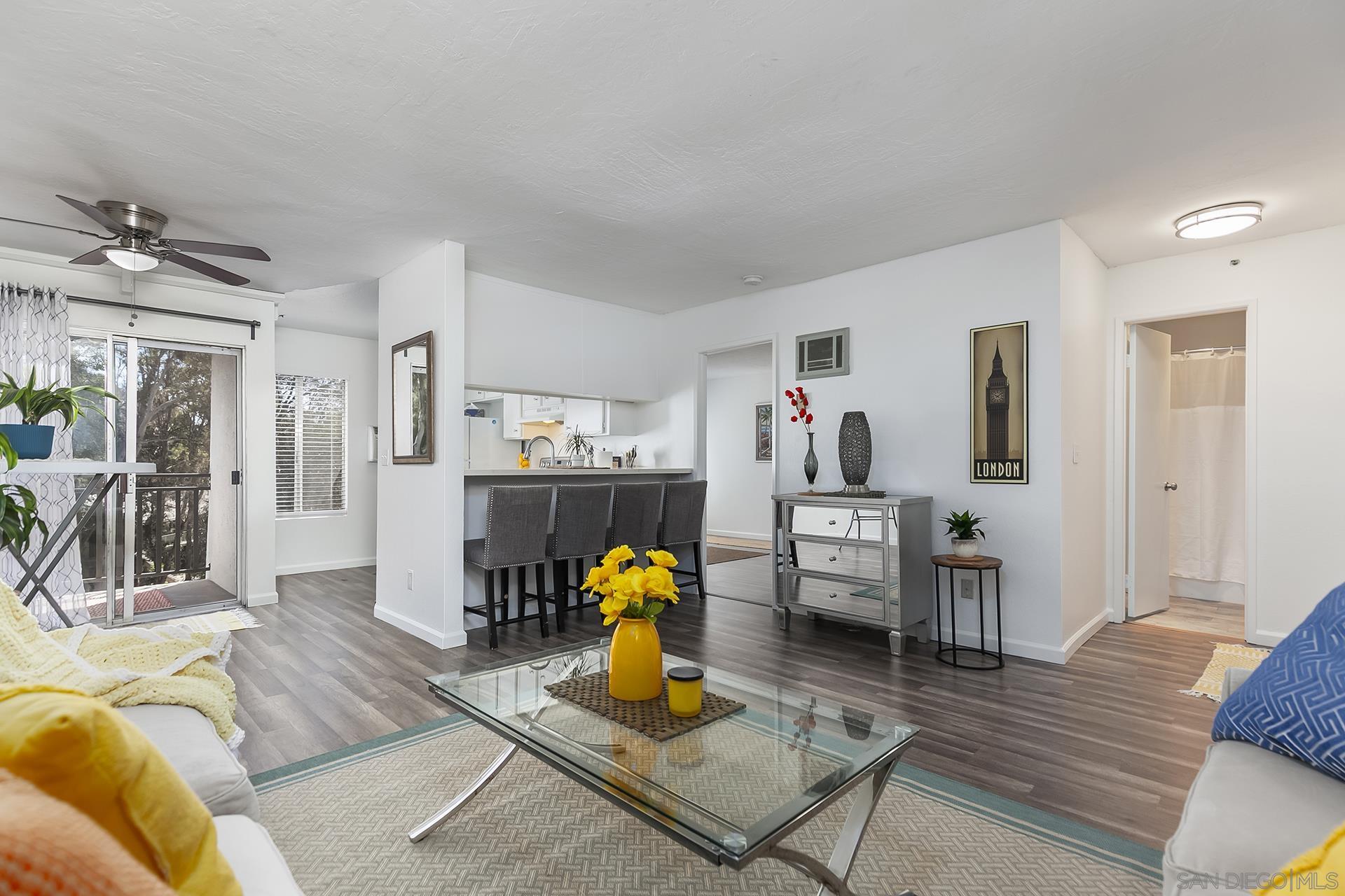 Front Image Thumbnail for SD250039555