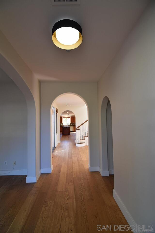 Detail Gallery Image 21 of 38 For 7567  Delfina, San Diego,  CA 92127 - 4 Beds | 4 Baths