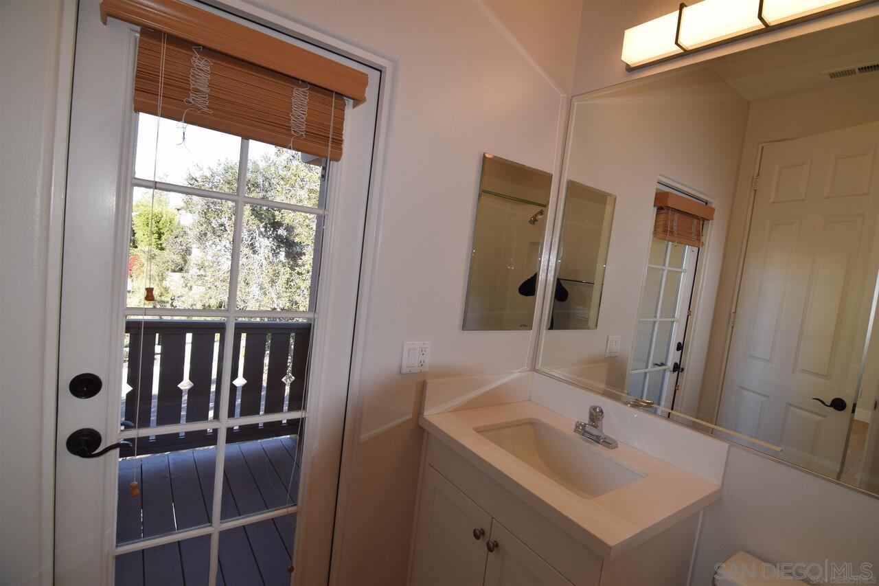 Detail Gallery Image 27 of 38 For 7567  Delfina, San Diego,  CA 92127 - 4 Beds | 4 Baths