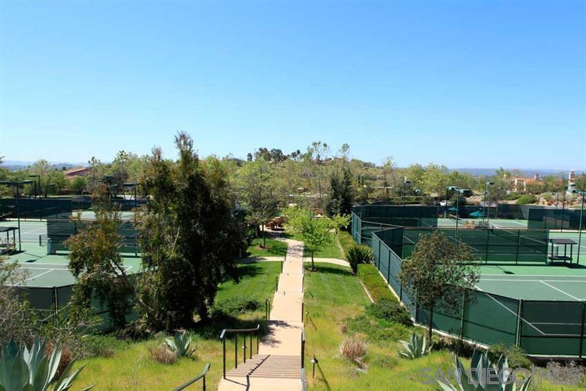 Detail Gallery Image 32 of 38 For 7567  Delfina, San Diego,  CA 92127 - 4 Beds | 4 Baths