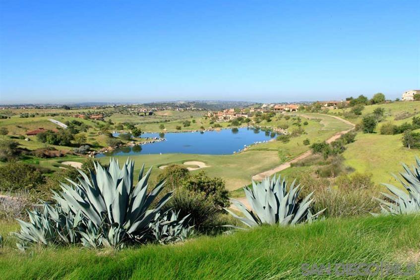 Detail Gallery Image 37 of 38 For 7567  Delfina, San Diego,  CA 92127 - 4 Beds | 4 Baths