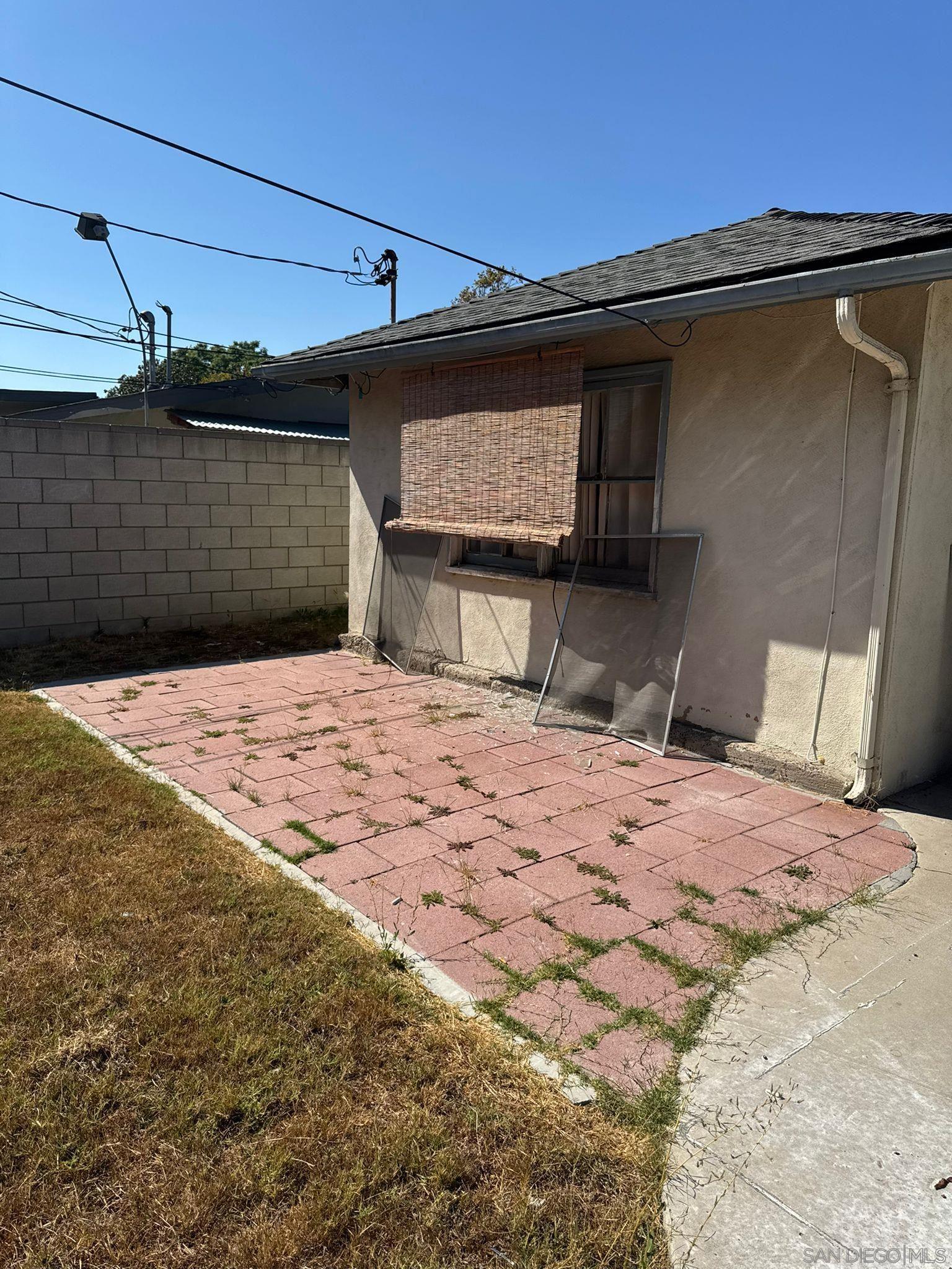 Detail Gallery Image 5 of 16 For 1316 W Beacon Ave, Anaheim,  CA 92802 - 4 Beds | 2 Baths