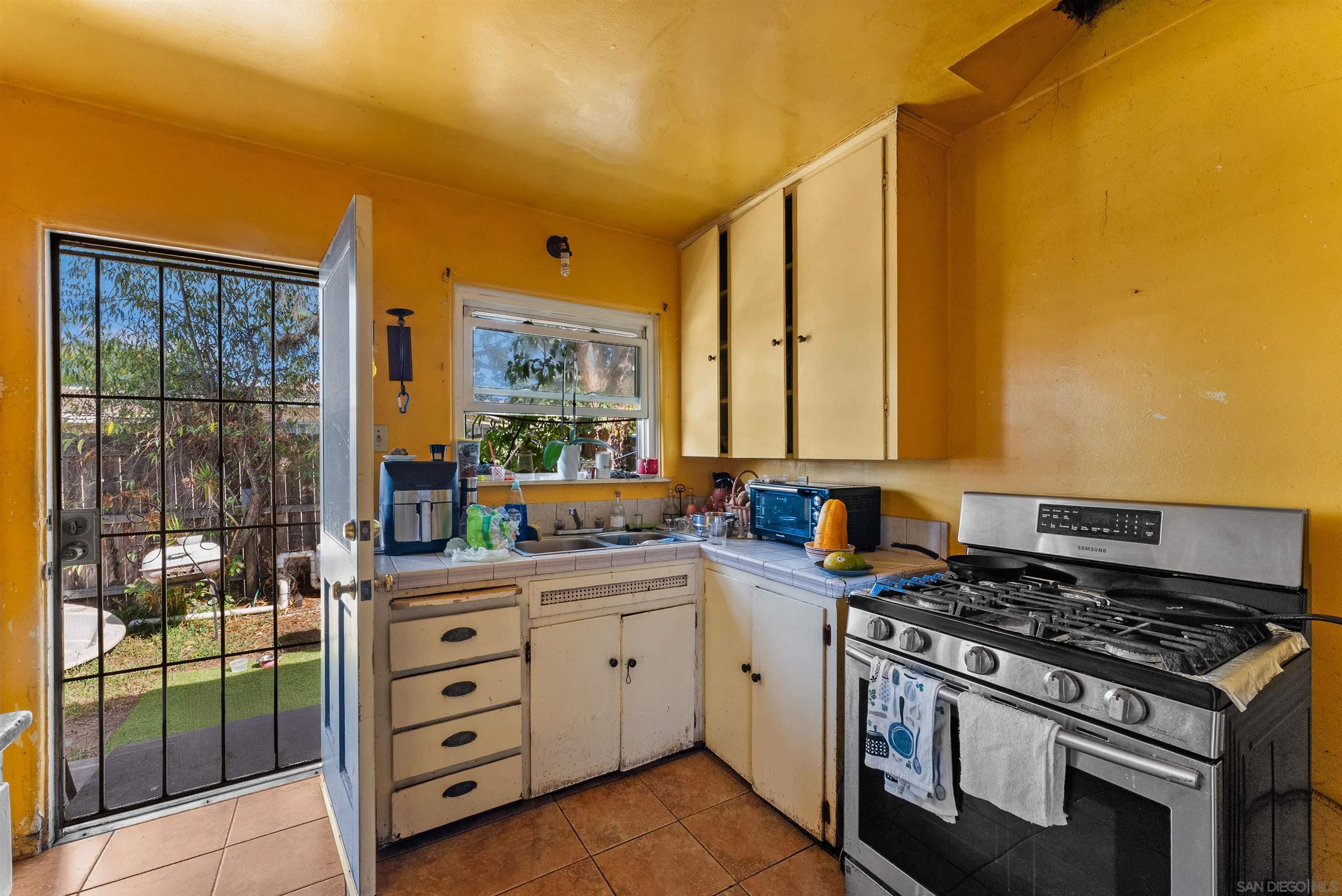 Detail Gallery Image 16 of 46 For 2673  Massachusetts Ave, Lemon Grove,  CA 91945 - – Beds | – Baths