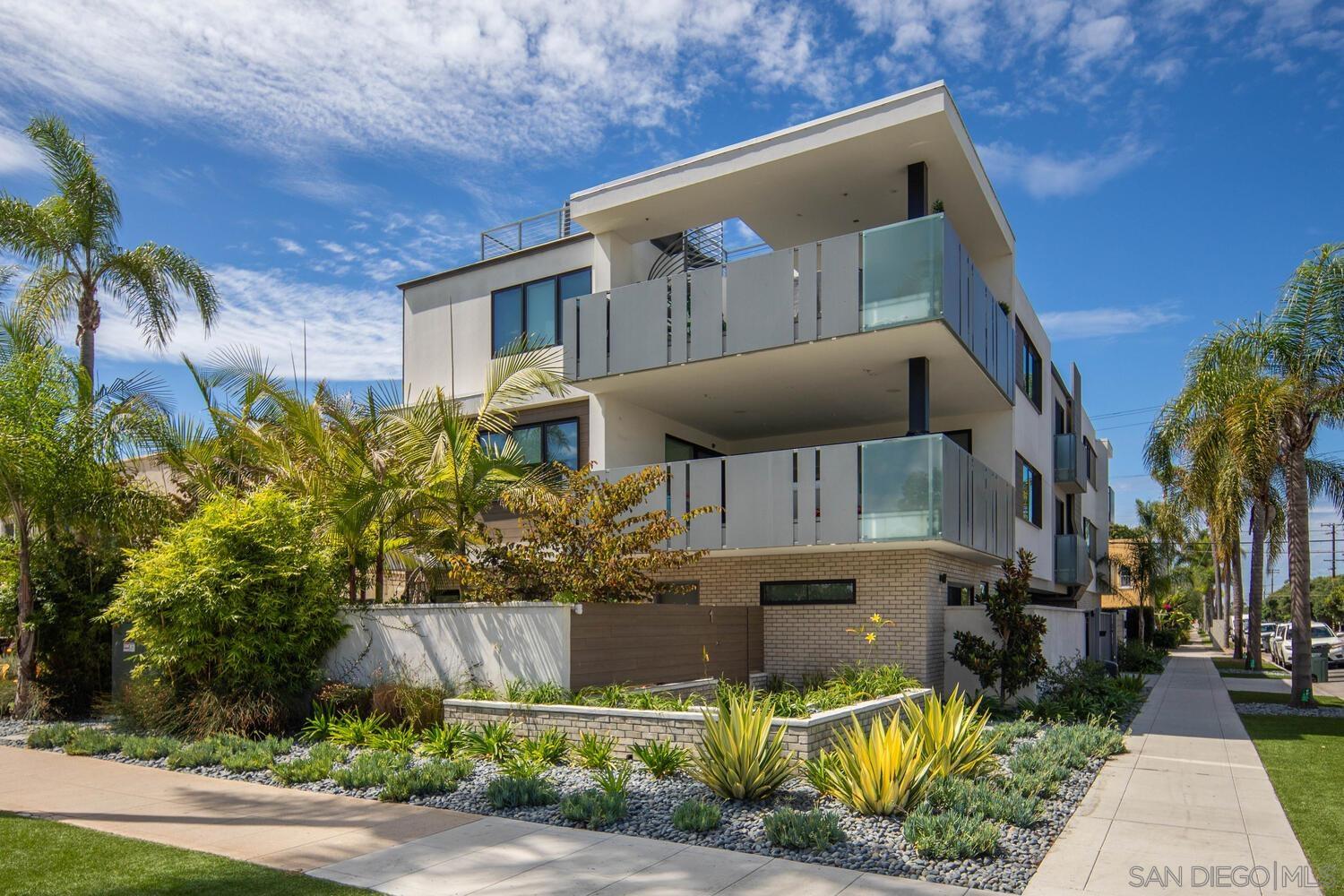 Front Image Thumbnail for SD250039592