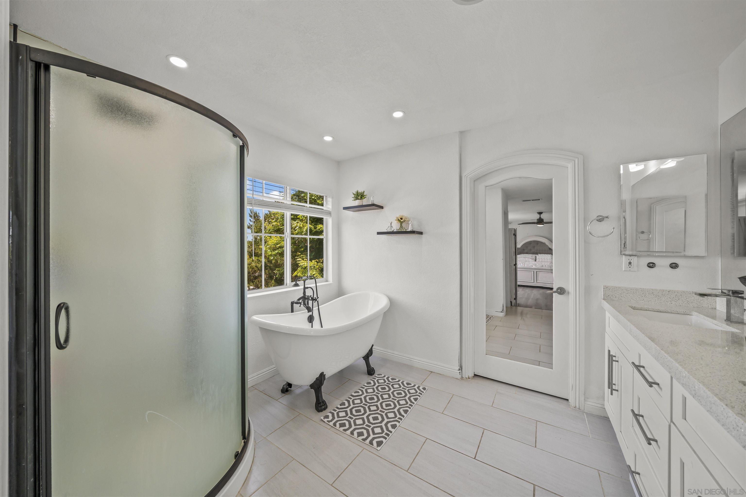 Detail Gallery Image 25 of 47 For 1238  Silver Hawk Way, Chula Vista,  CA 91915 - 6 Beds | 4 Baths