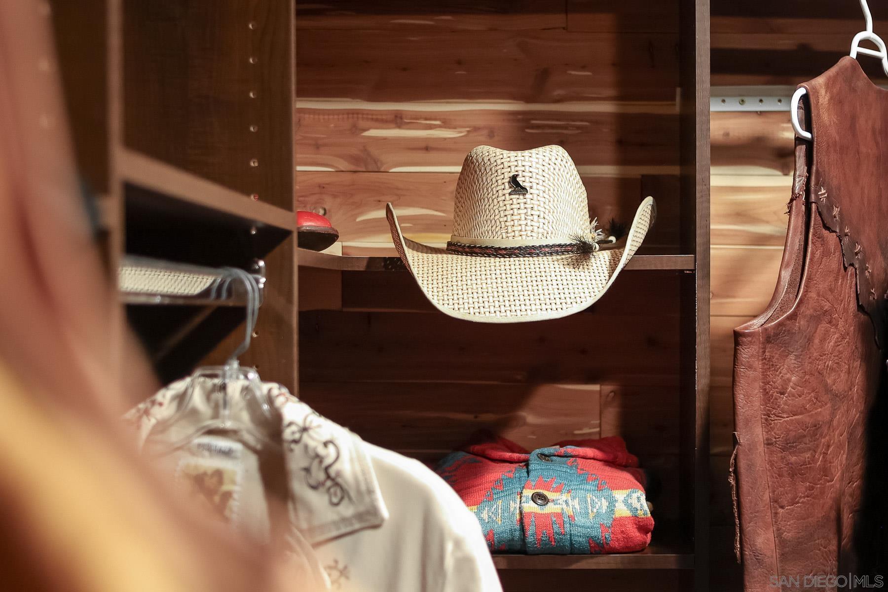 Detail Gallery Image 24 of 54 For 4026  Highway 78, Julian,  CA 92036 - 4 Beds | 3 Baths