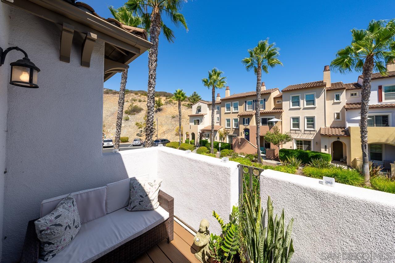 Detail Gallery Image 4 of 39 For 2130  Silverado Street, San Marcos,  CA 92078 - 2 Beds | 2/1 Baths