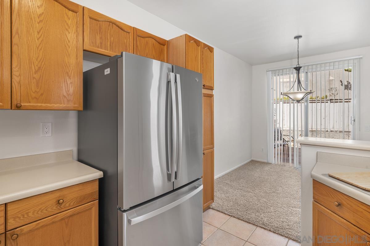 Detail Gallery Image 12 of 30 For 9727  Stonecrest Blvd, San Diego,  CA 92123 - 2 Beds | 2/1 Baths