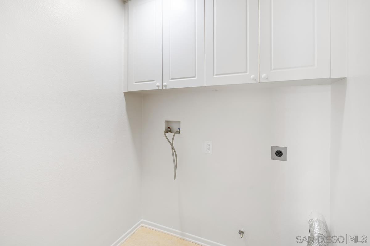 Detail Gallery Image 27 of 30 For 9727  Stonecrest Blvd, San Diego,  CA 92123 - 2 Beds | 2/1 Baths