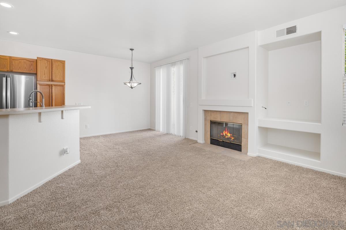 Detail Gallery Image 6 of 30 For 9727  Stonecrest Blvd, San Diego,  CA 92123 - 2 Beds | 2/1 Baths