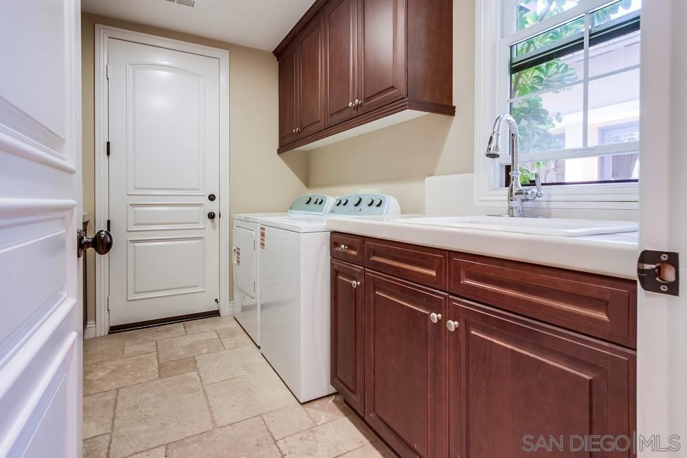 Detail Gallery Image 21 of 23 For 15609  Hayden Lake Place, San Diego,  CA 92127 - 14 Beds | 4/1 Baths