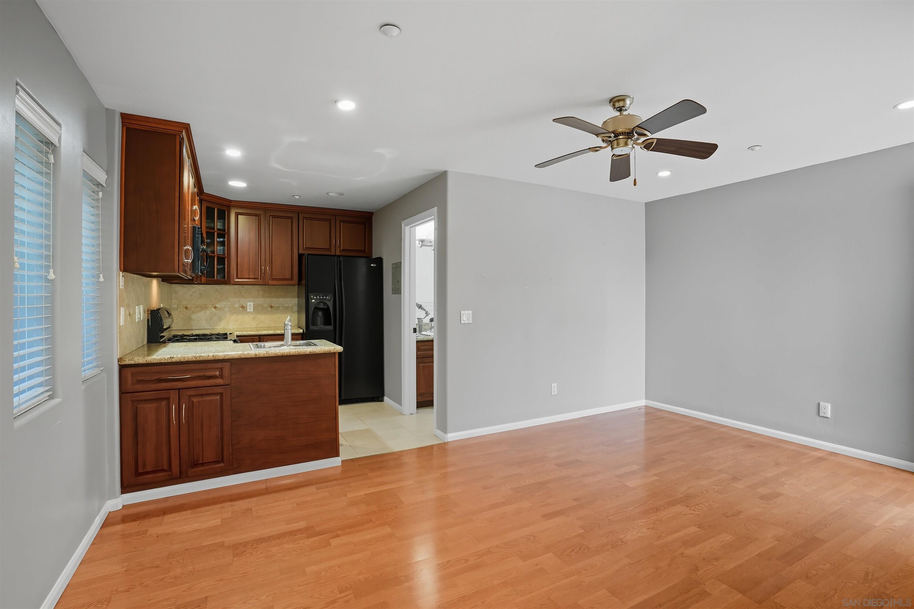 Detail Gallery Image 36 of 43 For 2265  Manchester, Cardiff By The Sea,  CA 92007 - 4 Beds | 4 Baths