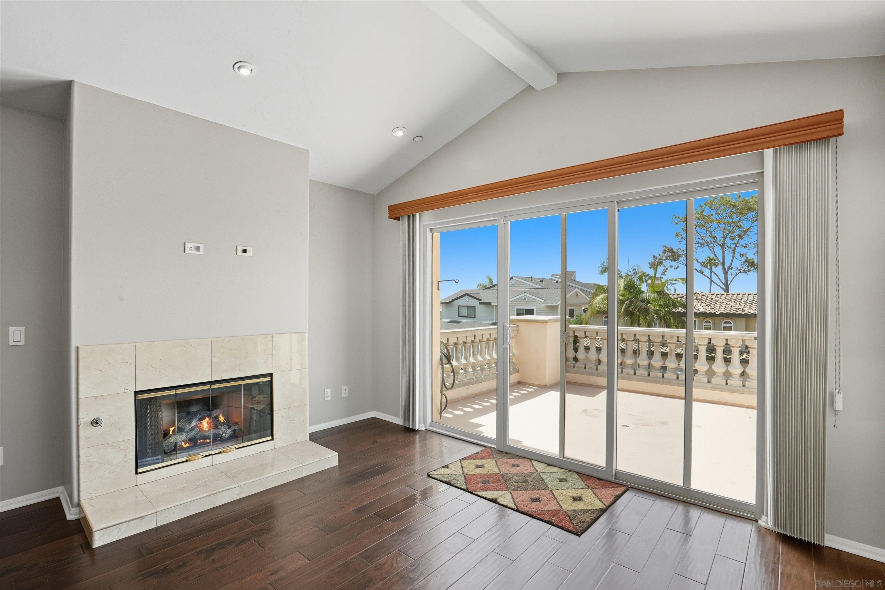 Detail Gallery Image 5 of 44 For 2265-2265a  Manchester, Cardiff By The Sea,  CA 92007 - – Beds | – Baths