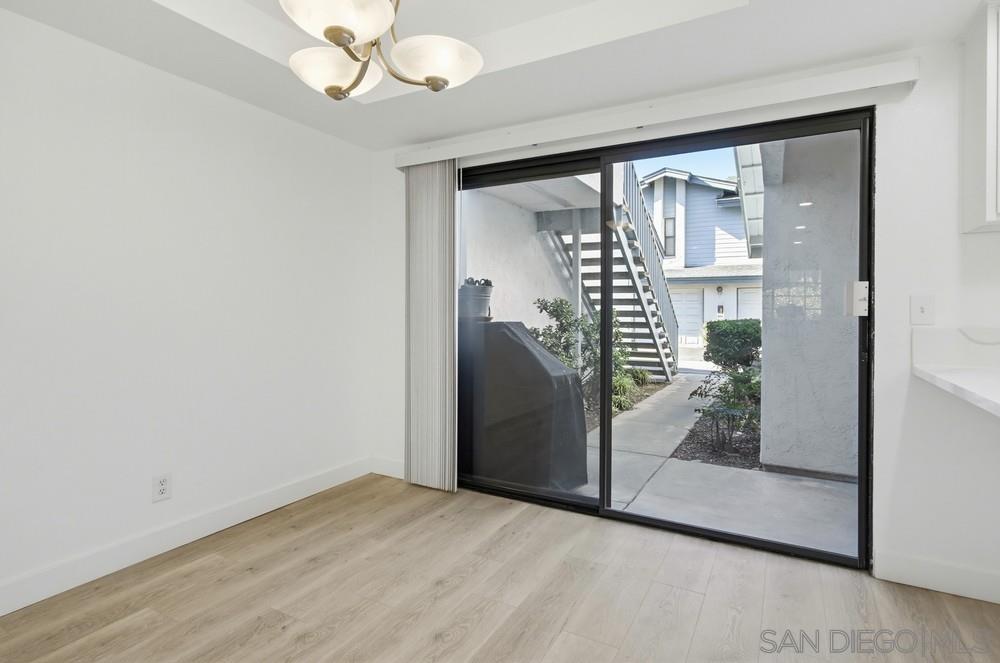 Detail Gallery Image 11 of 50 For 8868  Regents Rd  103, San Diego,  CA 92122 - 2 Beds | 2/1 Baths