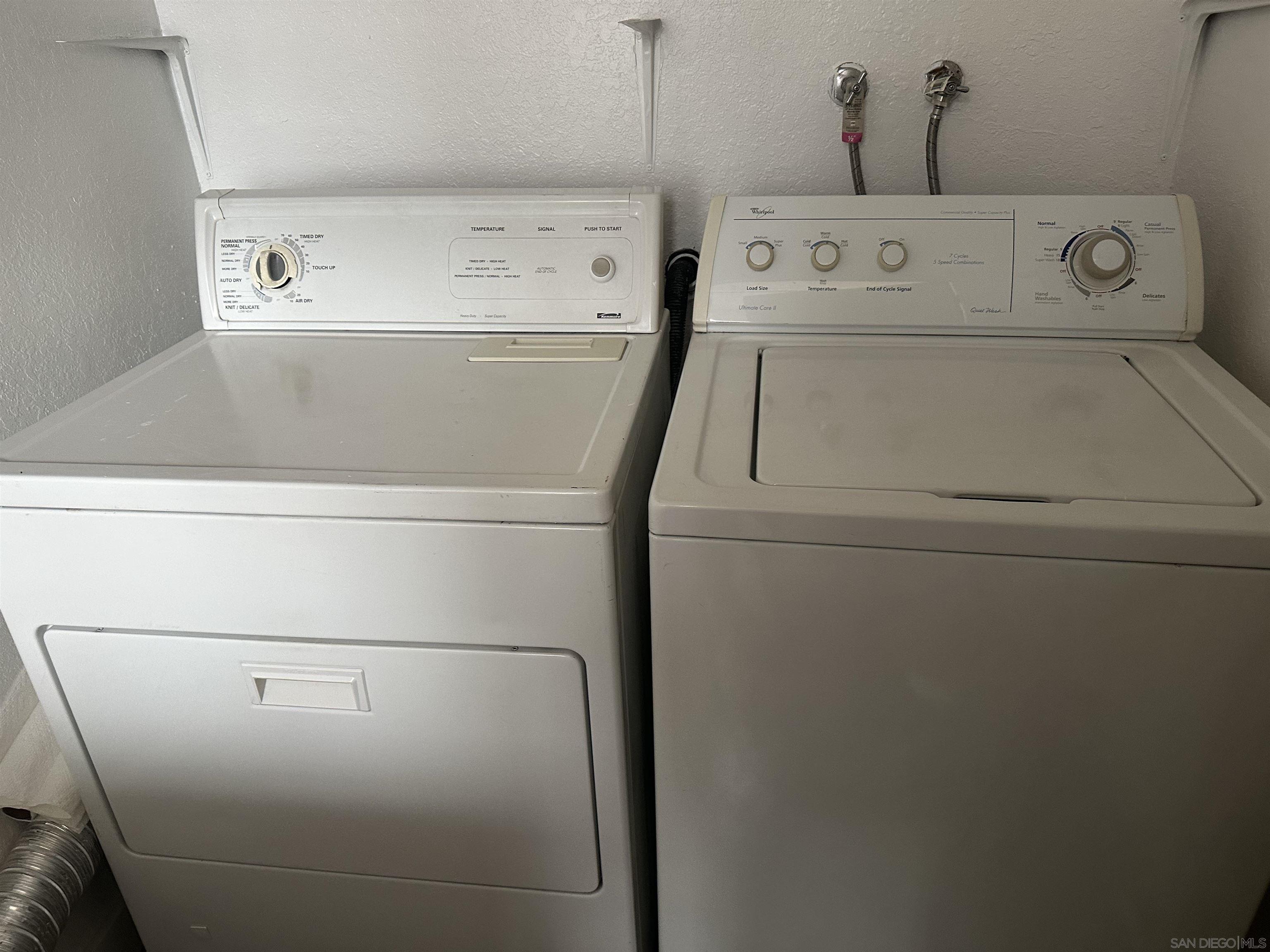 Detail Gallery Image 12 of 14 For 8868  Regents Rd  103, San Diego,  CA 92122 - 2 Beds | 2/1 Baths