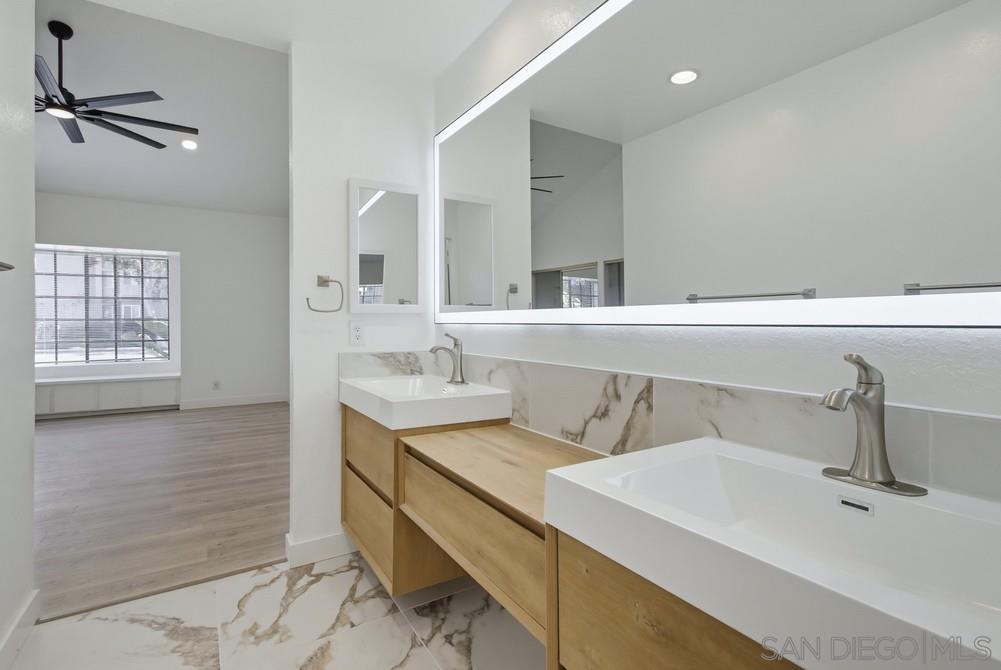 Detail Gallery Image 37 of 50 For 8868  Regents Rd  103, San Diego,  CA 92122 - 2 Beds | 2/1 Baths