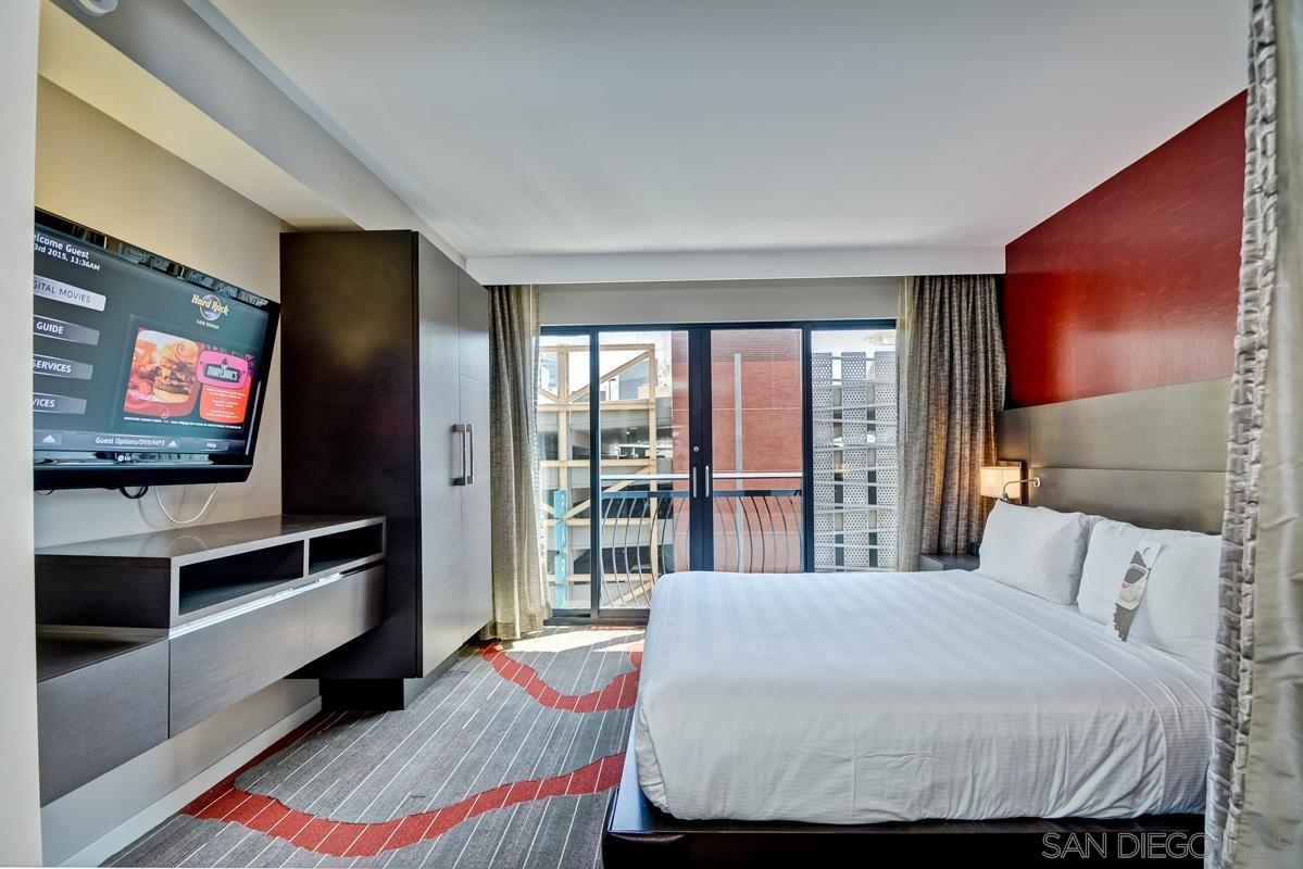 Front Image Thumbnail for SD250039776