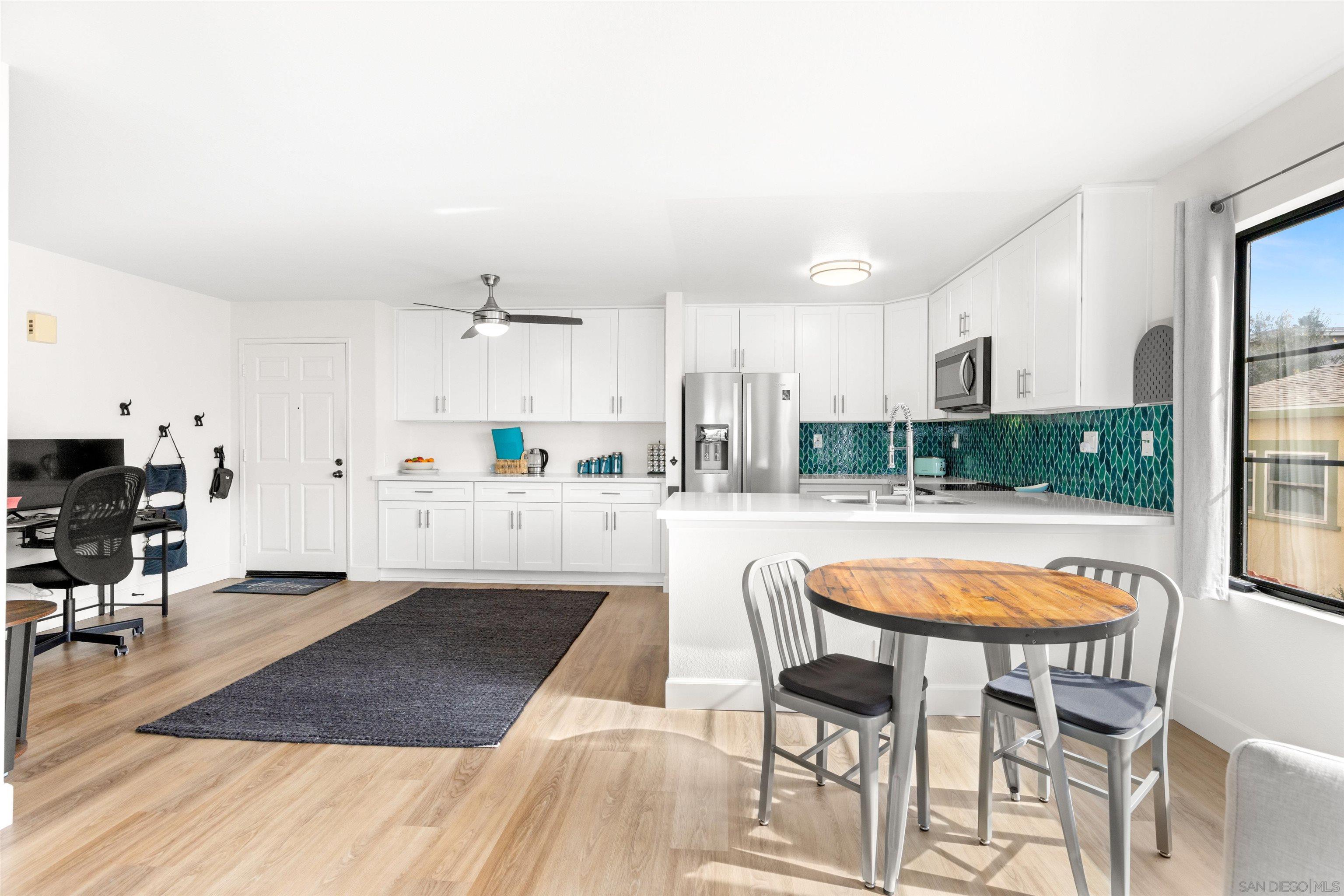 Detail Gallery Image 4 of 23 For 4545  Arizona St  #101,  San Diego,  CA 92116 - 2 Beds | 2 Baths